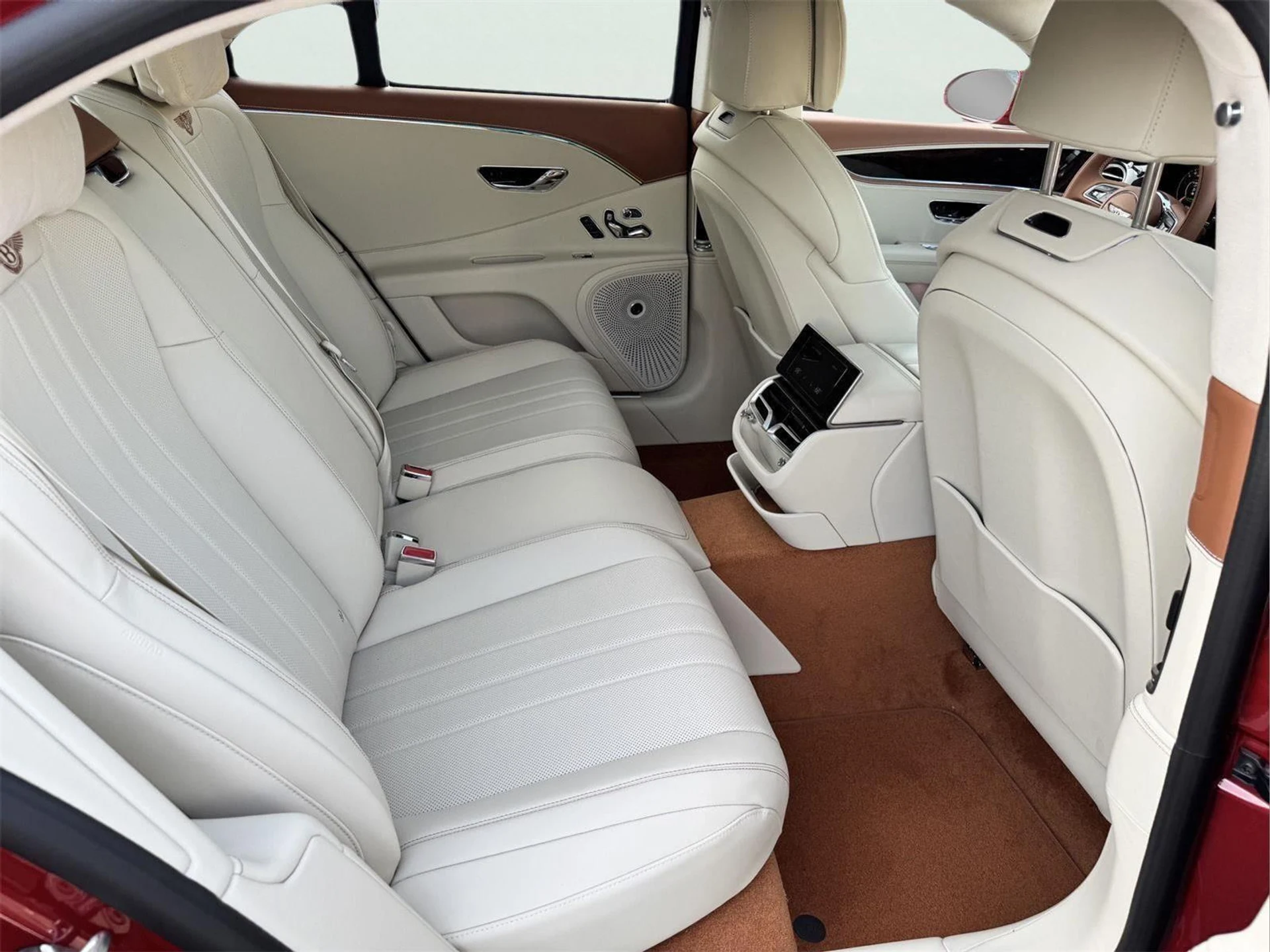 mph031_416091151_31a5c7e09102be26527e524a24c73e03_bed5c3911a