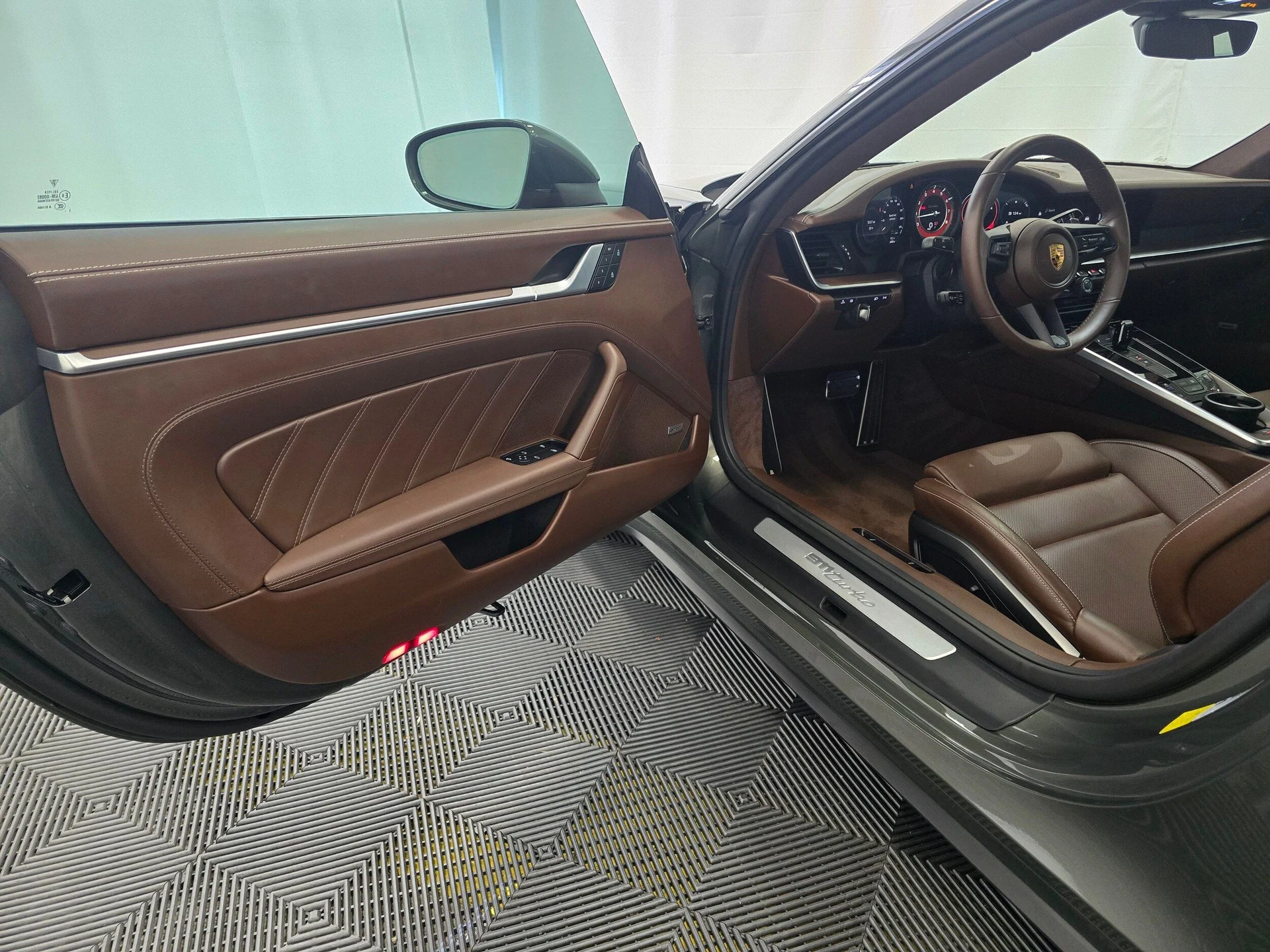 mph031_4163490728_0022238e286f4f1bcb66717067eee4f8x_10de87e7c6