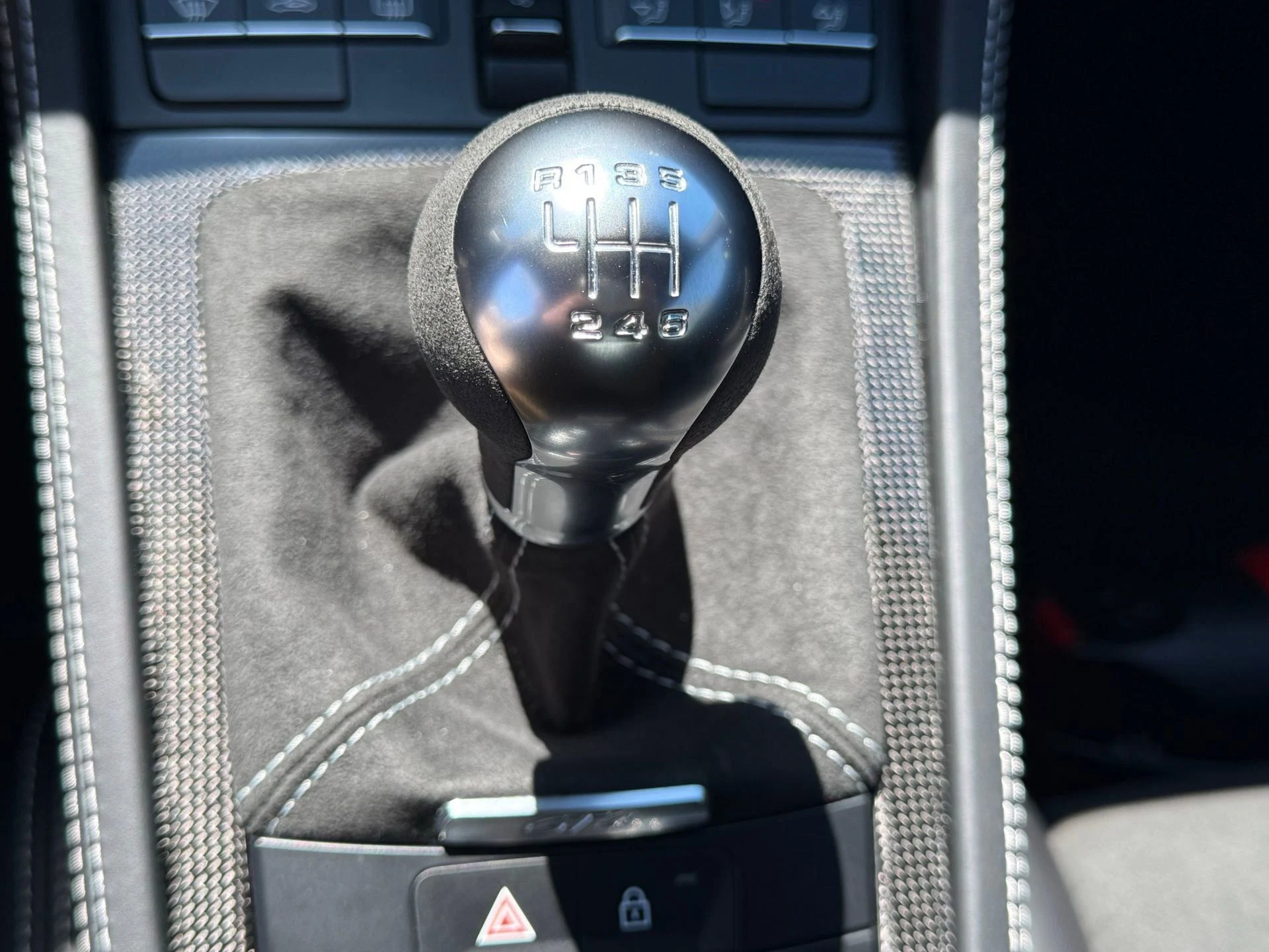 mph031_4169837154_72e972843e7741e99068a3ae64b7fef6_5494897b4b