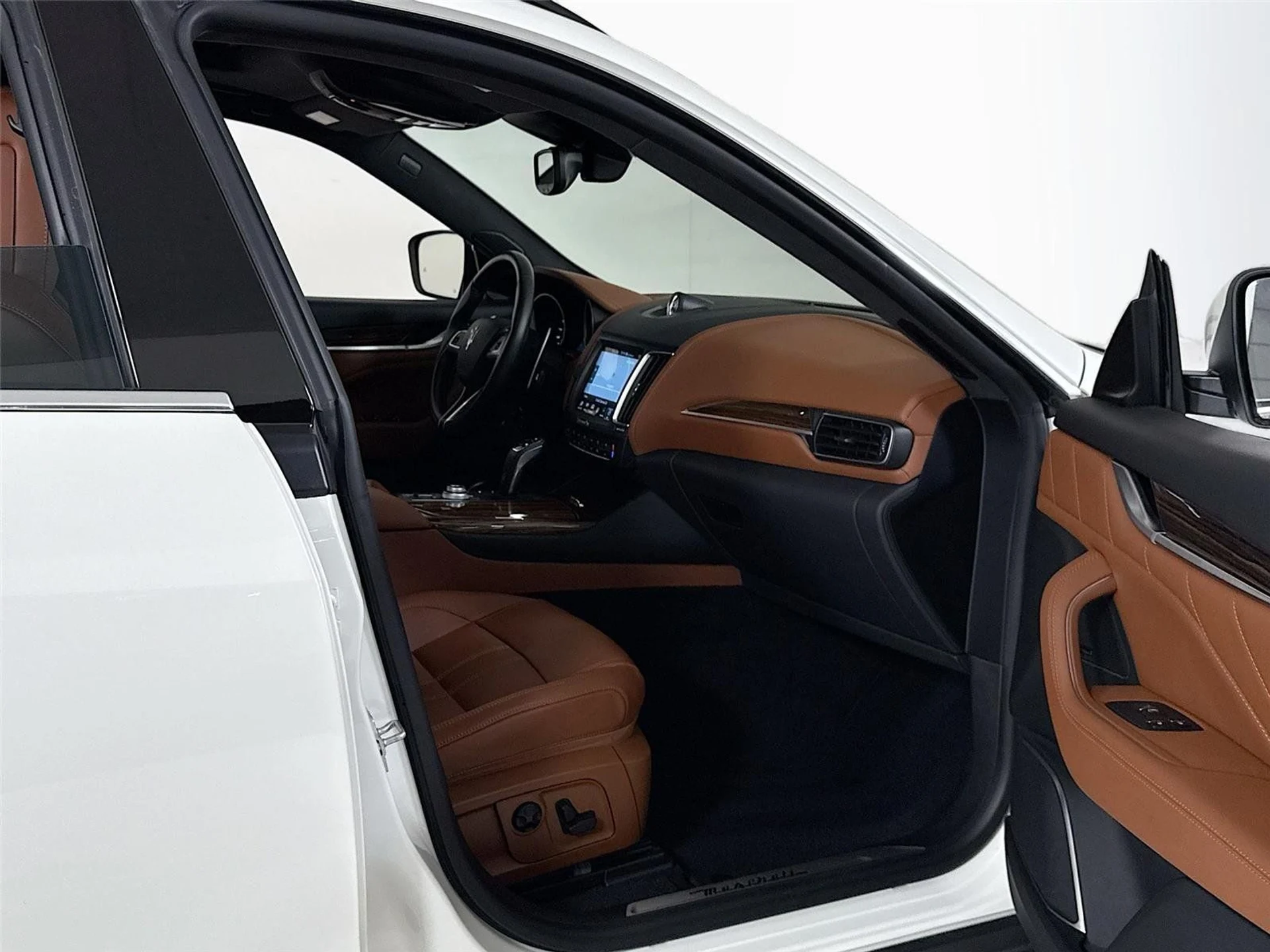 mph031_4170044855_8b58d08545b2bc594a368cebe3a70444_745b3fc431