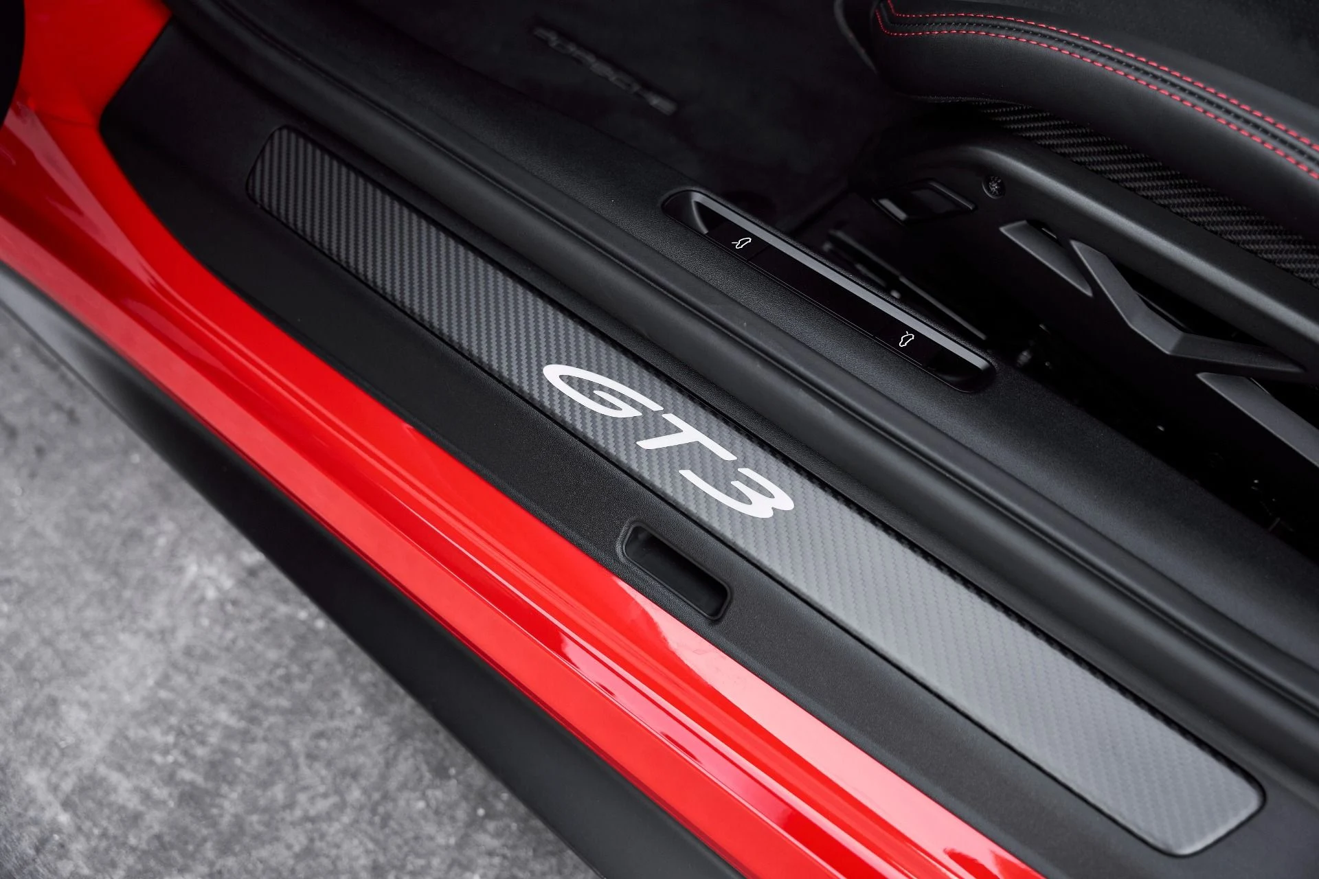 mph031_4172621859_Used_2025_Porsche_911_GT_3_1766514449_db775379b8