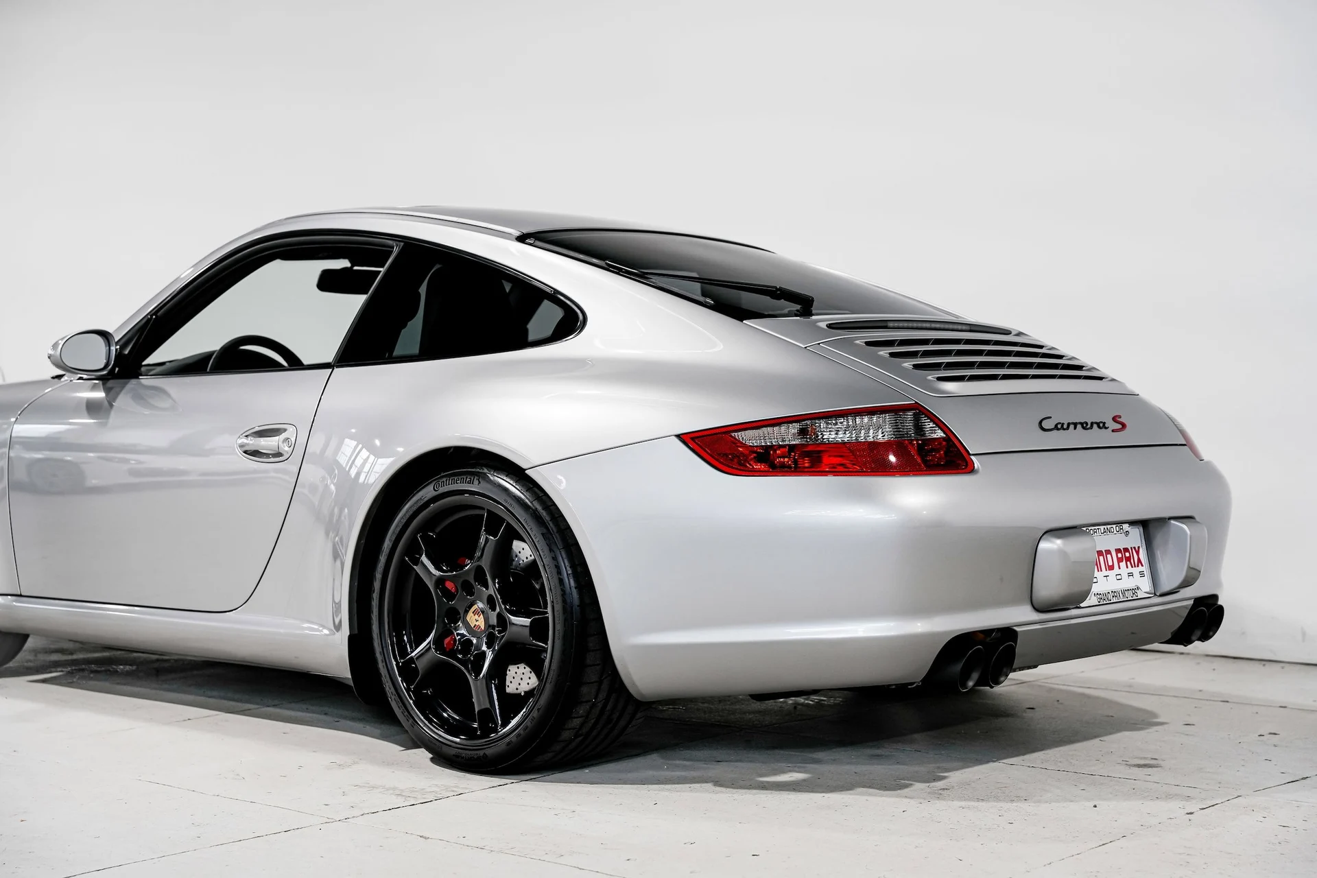 mph031_4181963087_61b08fe124418c28aeedba083bc08c8bx_aac7f58595