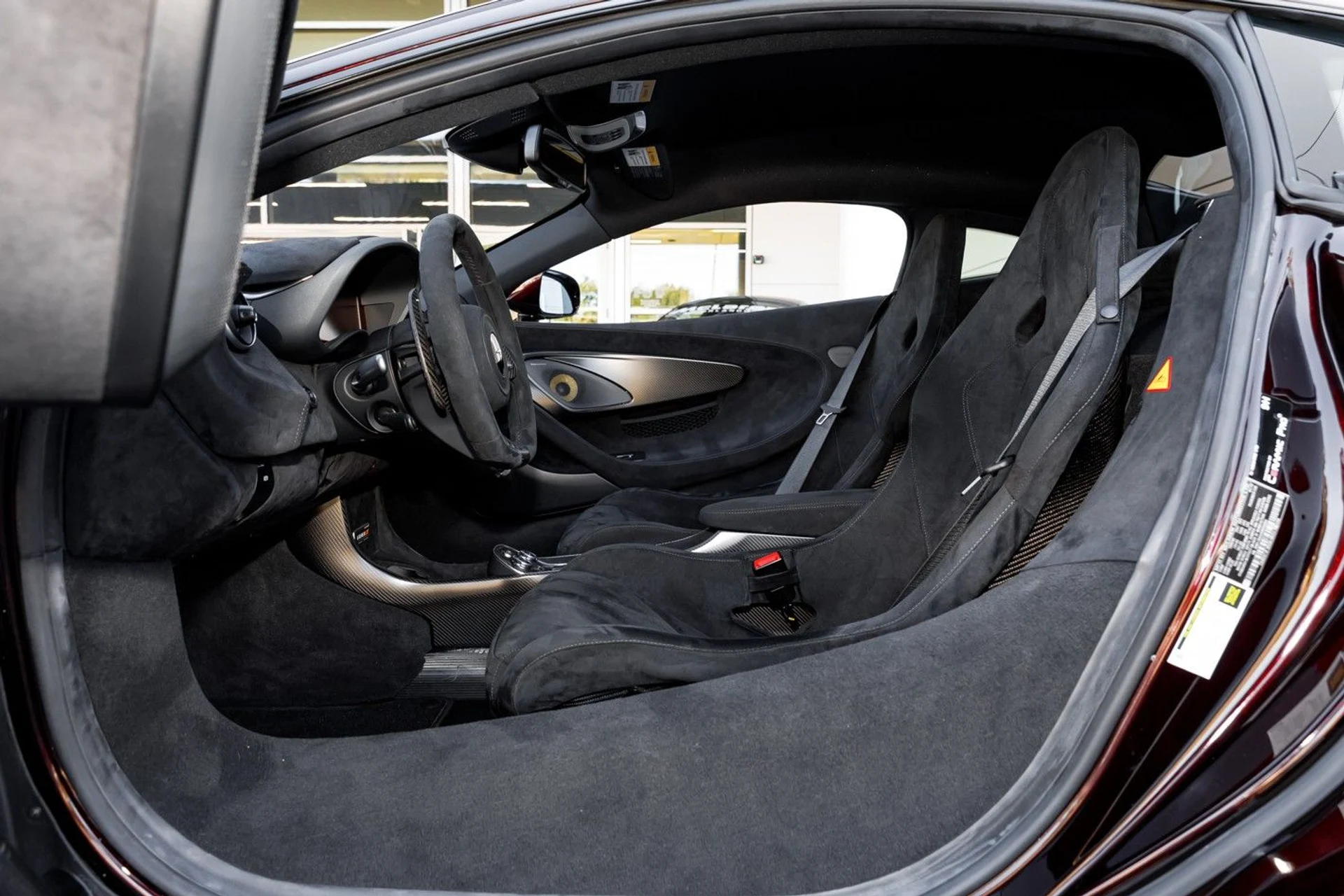 mph031_4190122321_615_p32_l_9737d63dba