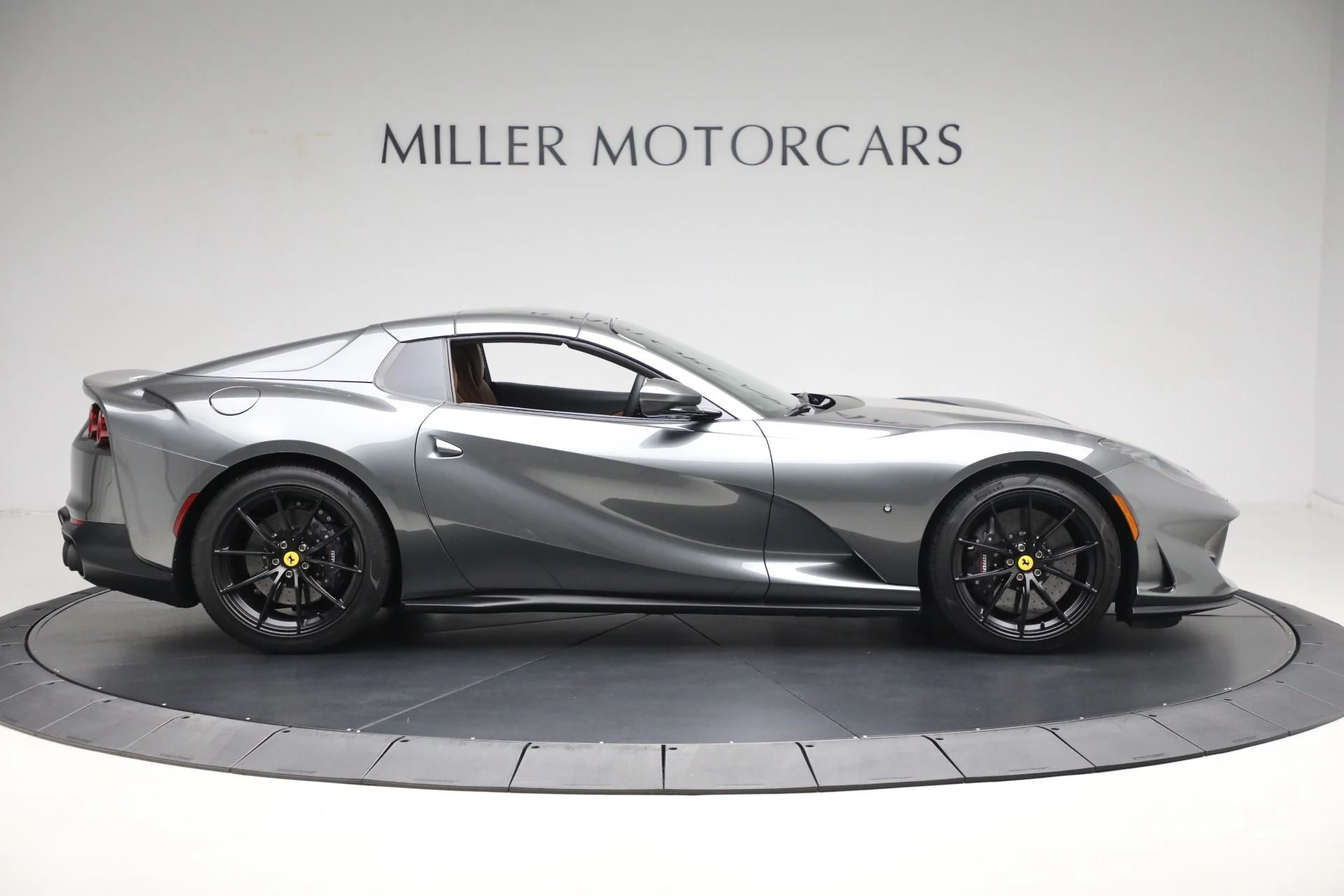 mph031_4194051242_Used_2021_Ferrari_812_GTS_1729523628_ae23b214d7