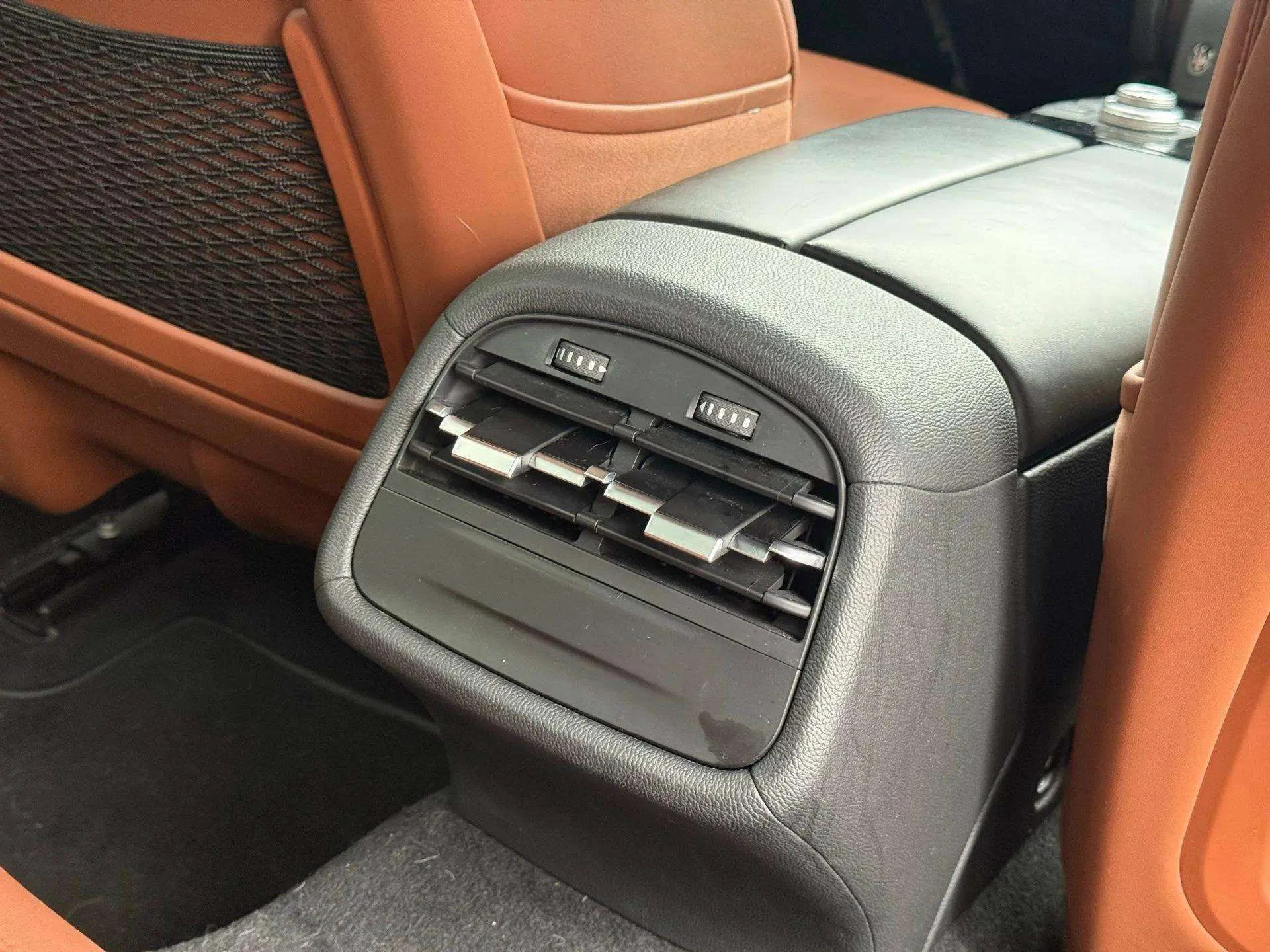 mph031_4201591801_3ac460cb9c354630bcb8522a89e45bb8_e2196ba372