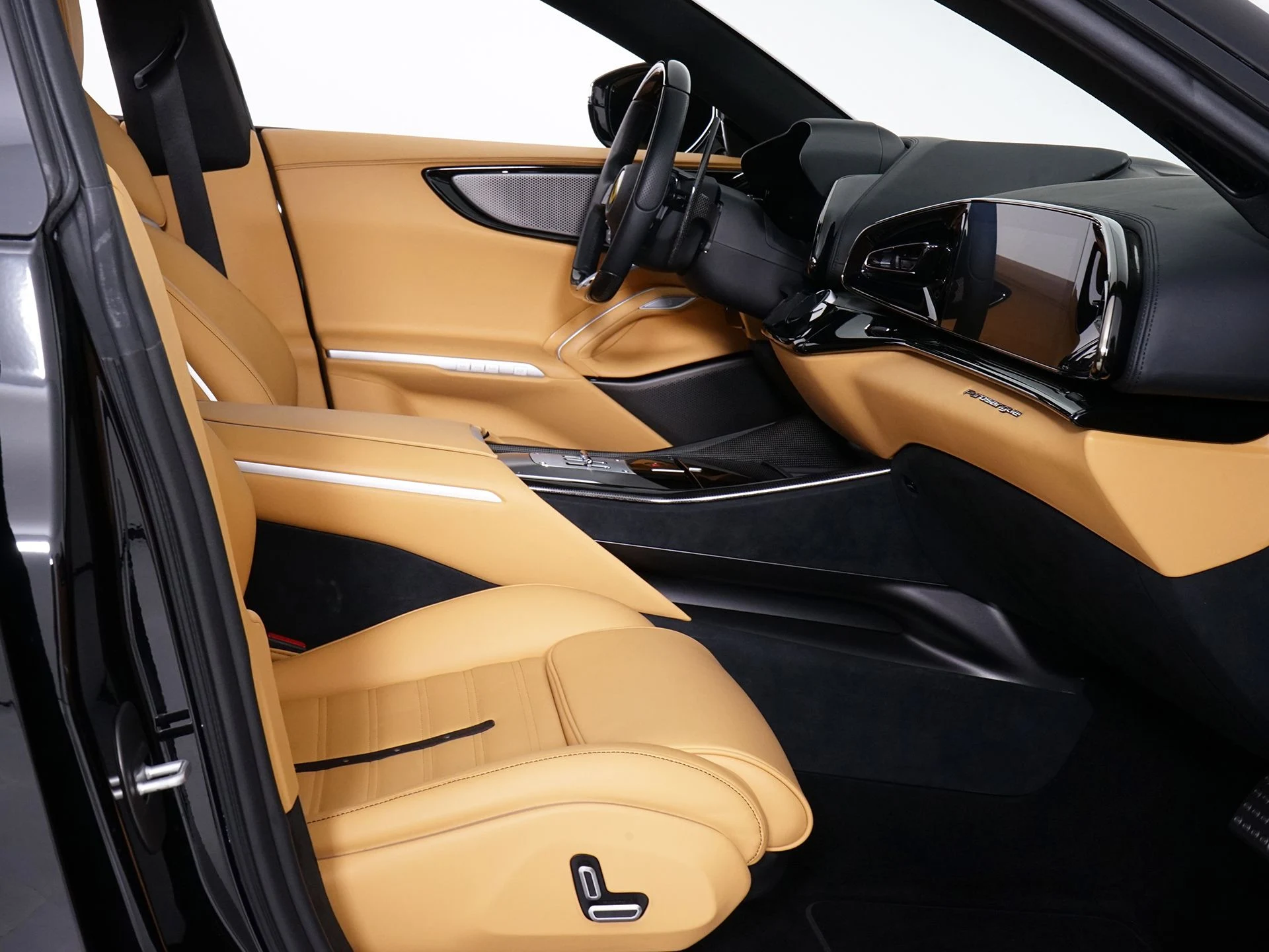 mph031_4216005636_a67cc358f33442f467ff3d9b7e807756x_7d90073ad0