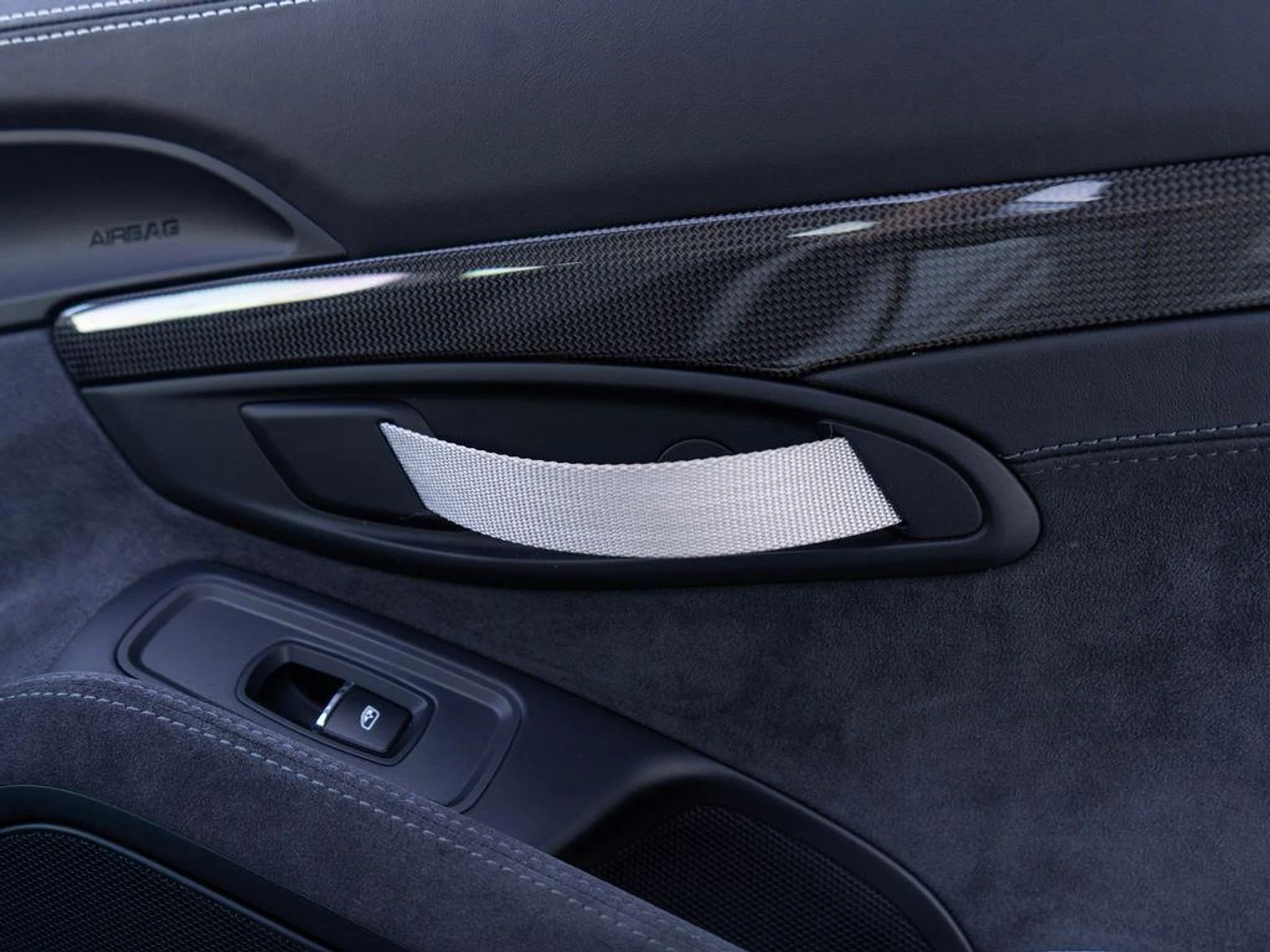 mph031_4216347035_Mh_PQAGB_7_Pv_Ft_D9t5et384_W1znbk_9a5b530cae