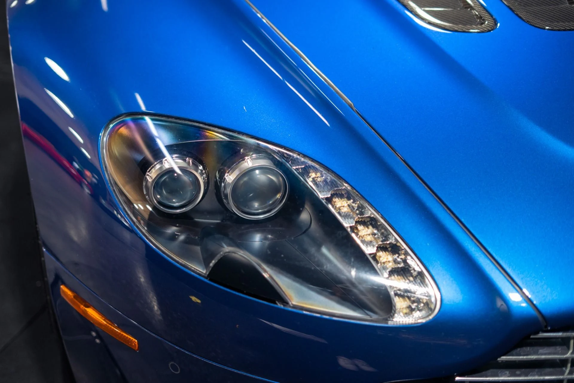 mph031_4217541360_Used_2011_Aston_Martin_V12_Vantage_Manual_Transmission_Aviemore_Blue_1785170153_fa8da650d2
