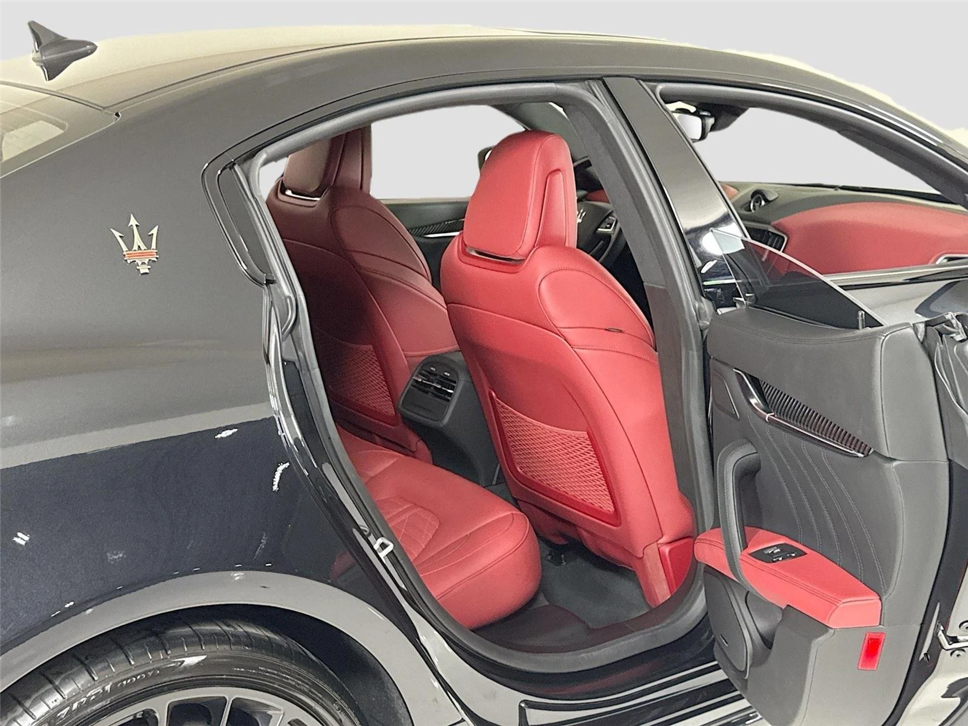 mph031_4217709213_b5fb521f4f0435d27d74f615a89ac4bf_88f3d3018d