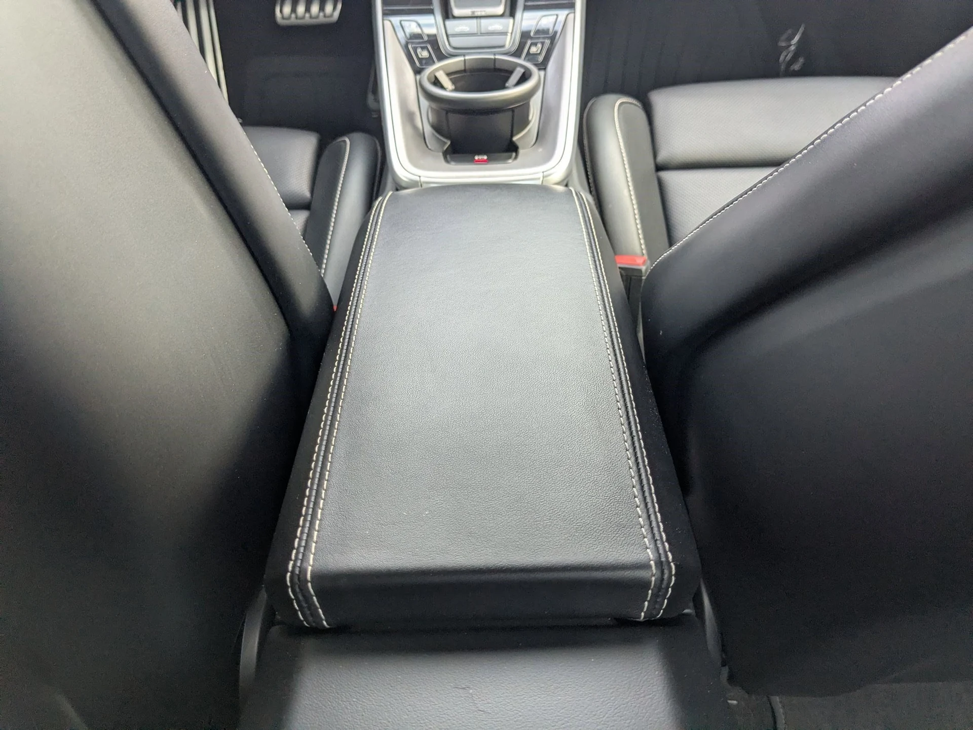 mph031_4219163426_9057aa4dcac79098d84ec4e3bcf63b68_e64d7fff43