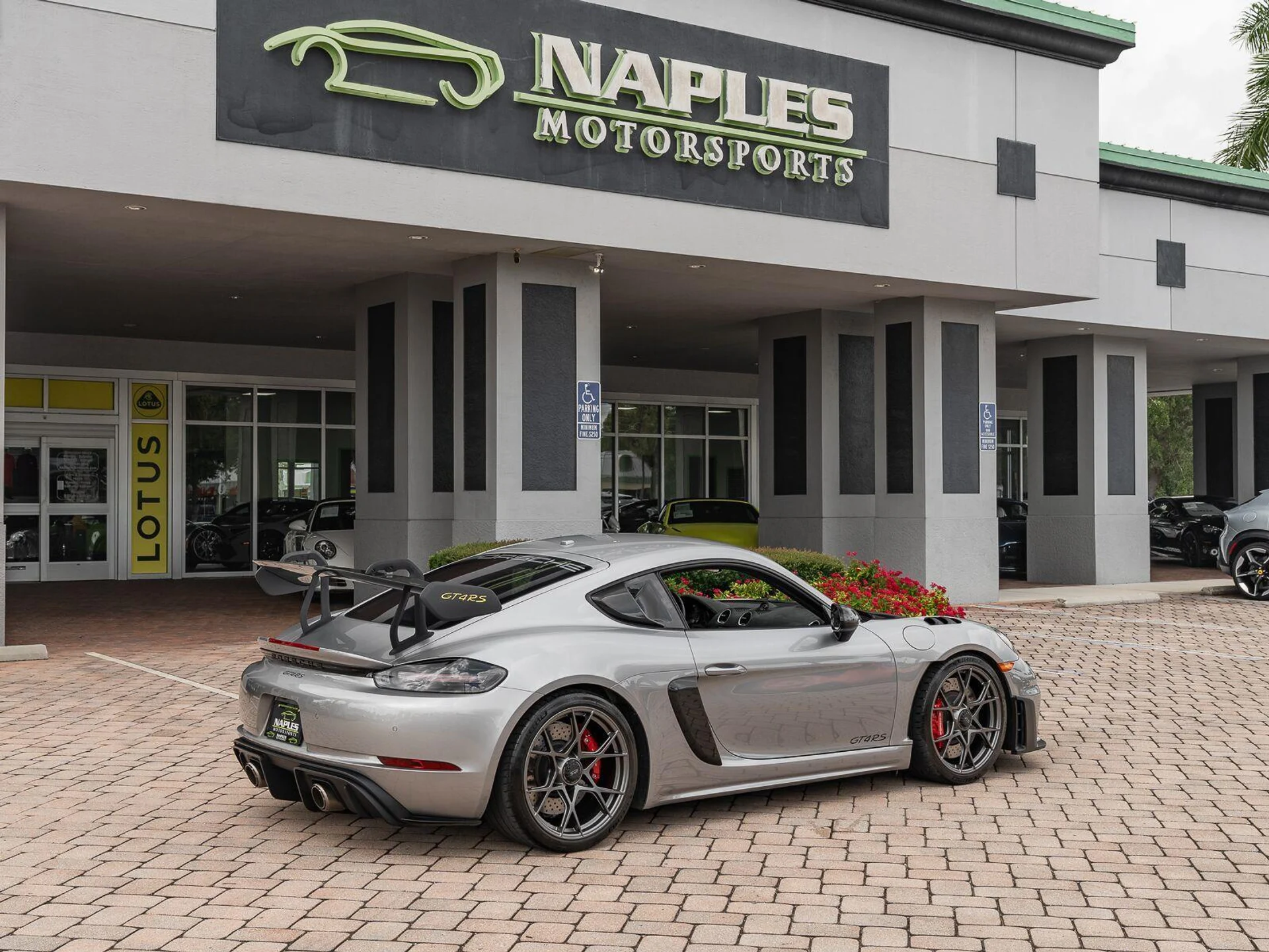 mph031_4225478231_Used_2024_Porsche_718_Cayman_GT_4_RS_1790111649_9f909e39f8