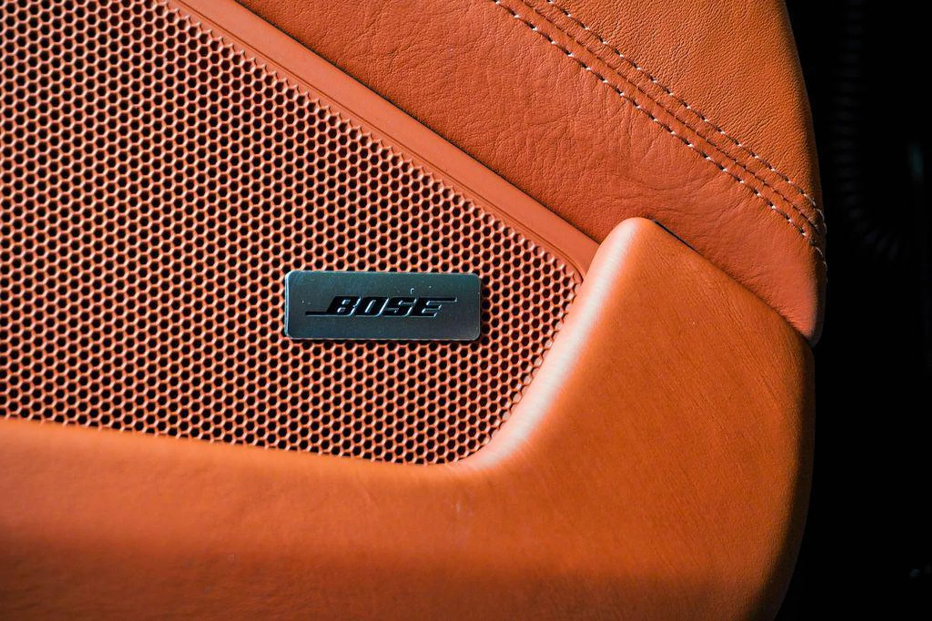 mph031_4227016390_Mp_Z07v_EU_Ov_A_Er_B_Yts_E_Imlp4q_RA_10df88f56b