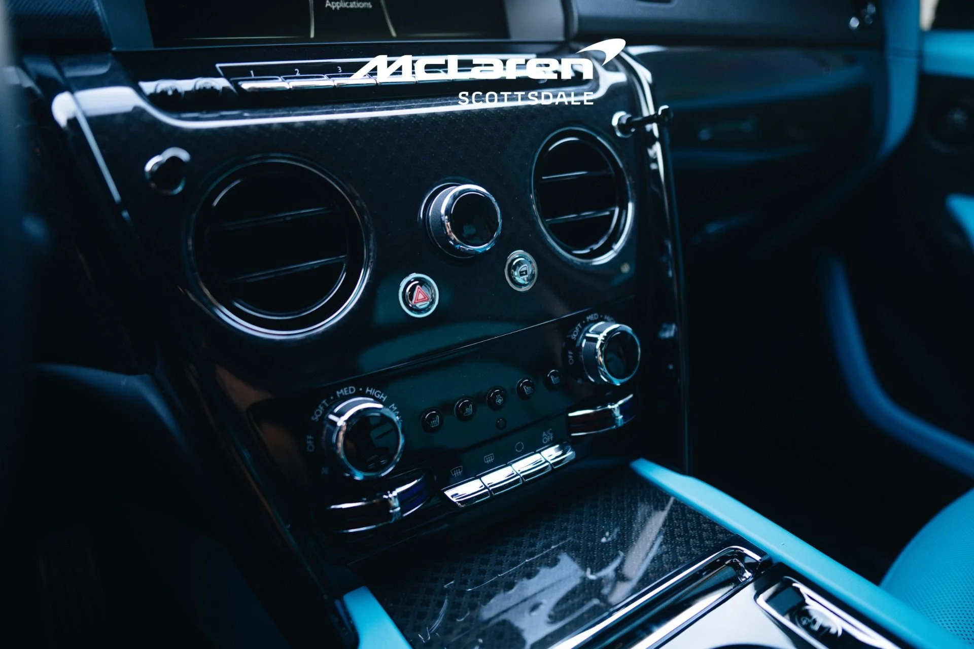 mph031_4235566735_Used_2023_Rolls_Royce_CULLINAN_1732171564_2cd22fb6e0