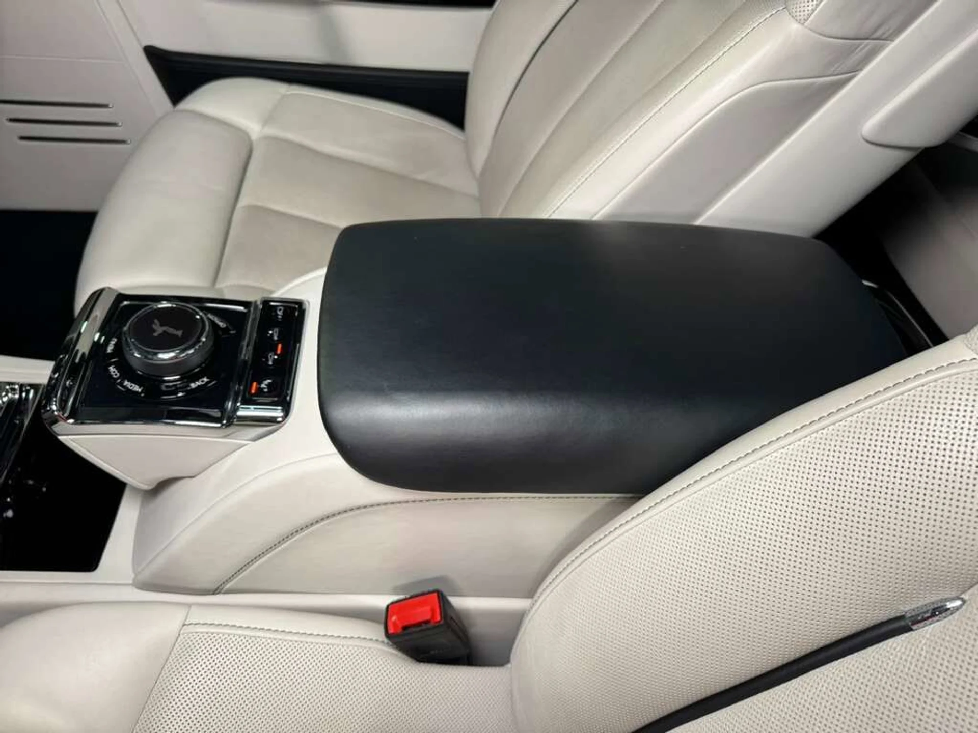 mph031_42389401_4c35eebab2dd2288b408b794bf06c979_d3435f3881