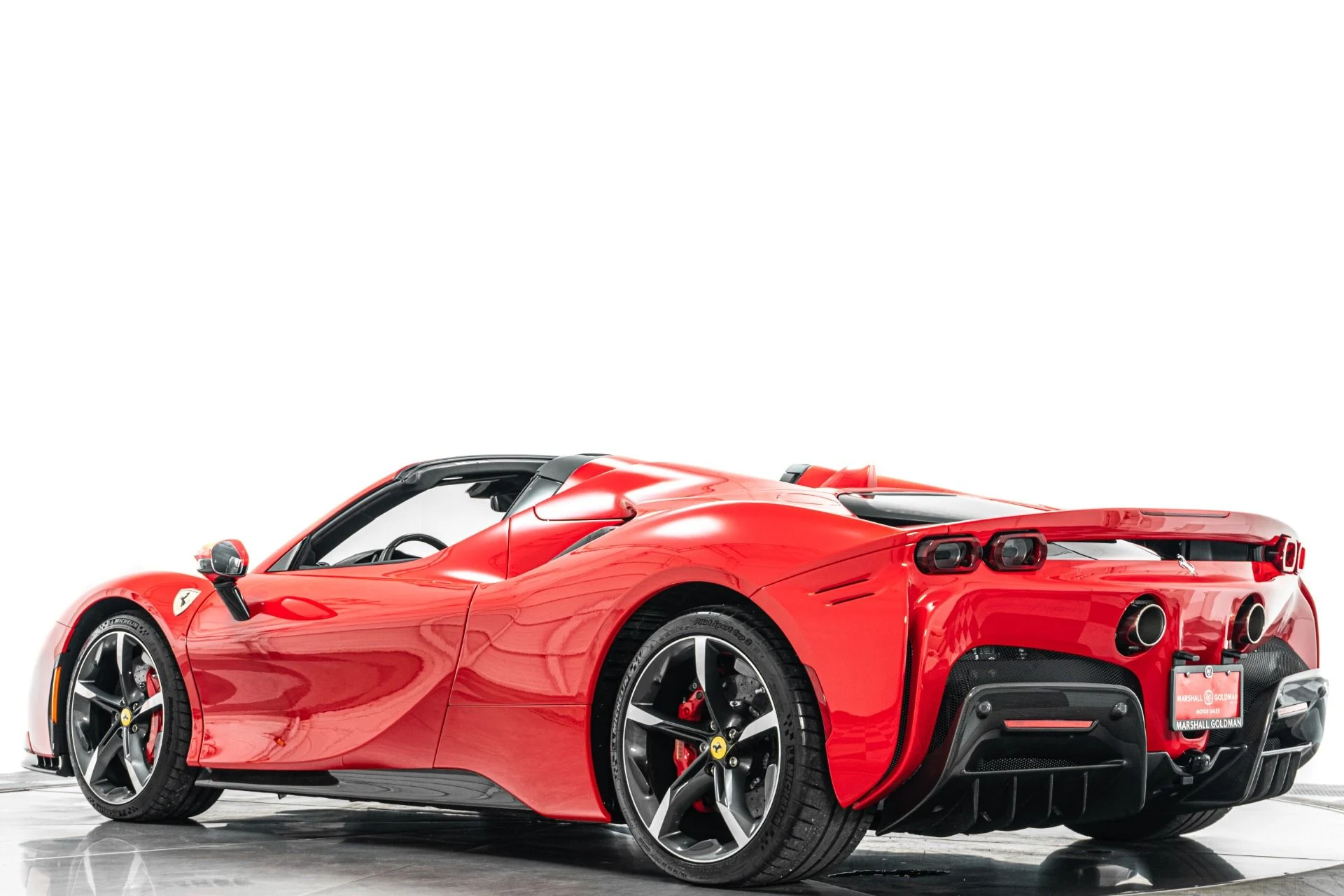 mph031_4241973458_Used_2025_Ferrari_SF_90_Spider_1779917400_7672826fcf