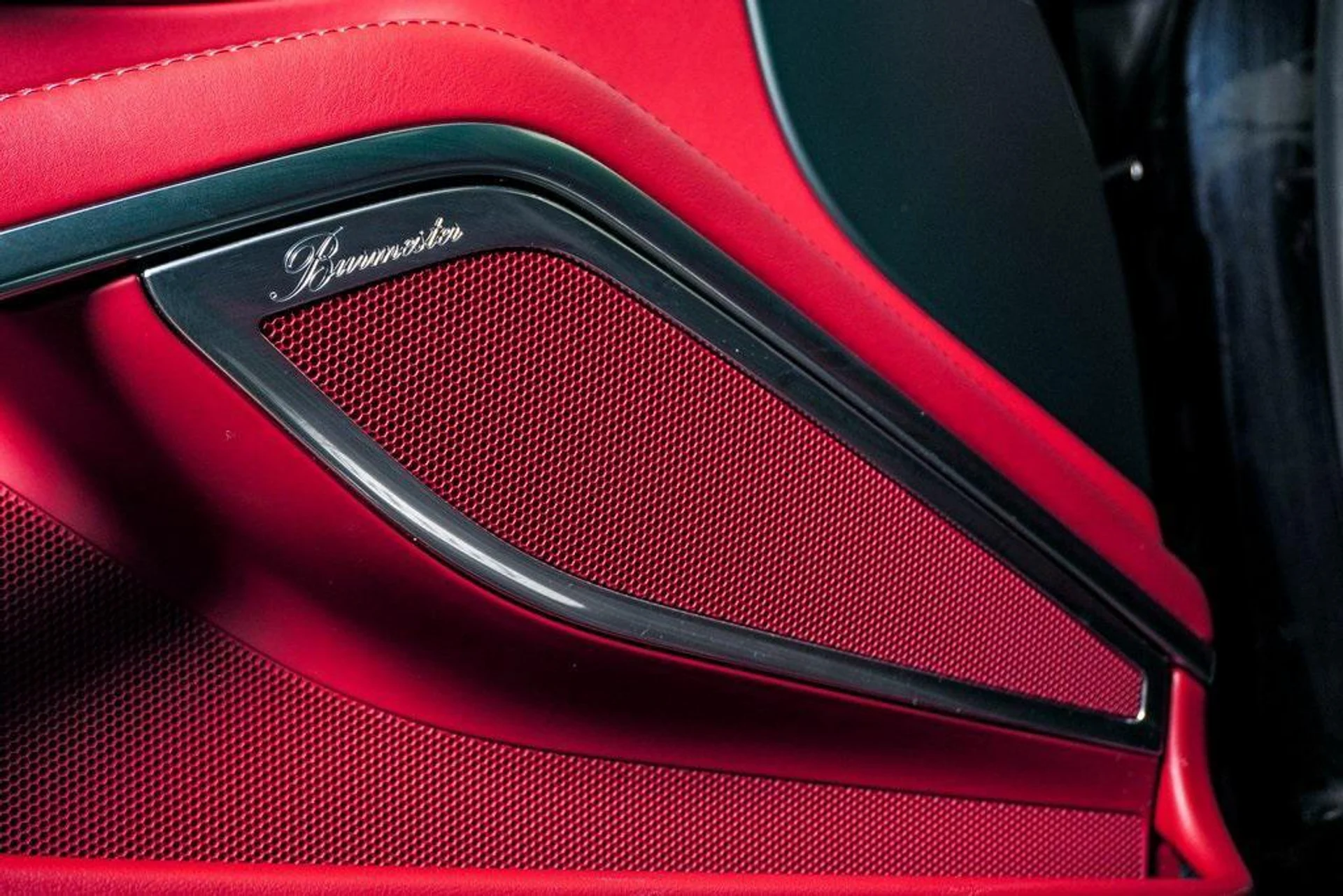 mph031_4242208314_S_Yt0endv4_I_Knsa47uf_AAC_Hewno_f8f8399d66