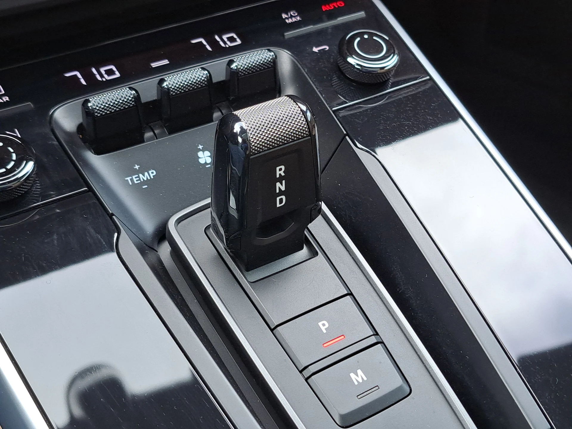 mph031_4243170336_b4eaacebc716c25a213c806c493b2a8dx_ef30458de8