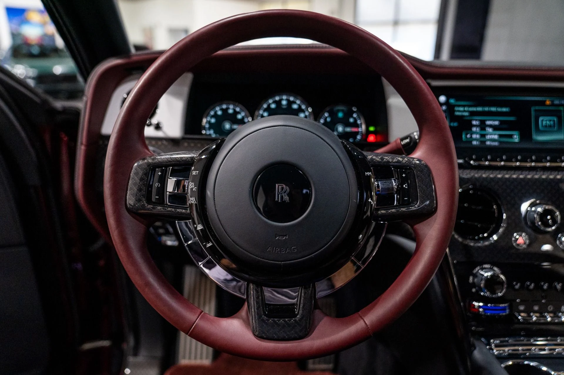 mph031_4261986235_Used_2022_Rolls_Royce_Black_Badge_Cullinan_Urban_Automotive_Widebody_HRE_wheels_1771025281_7187f91cbf