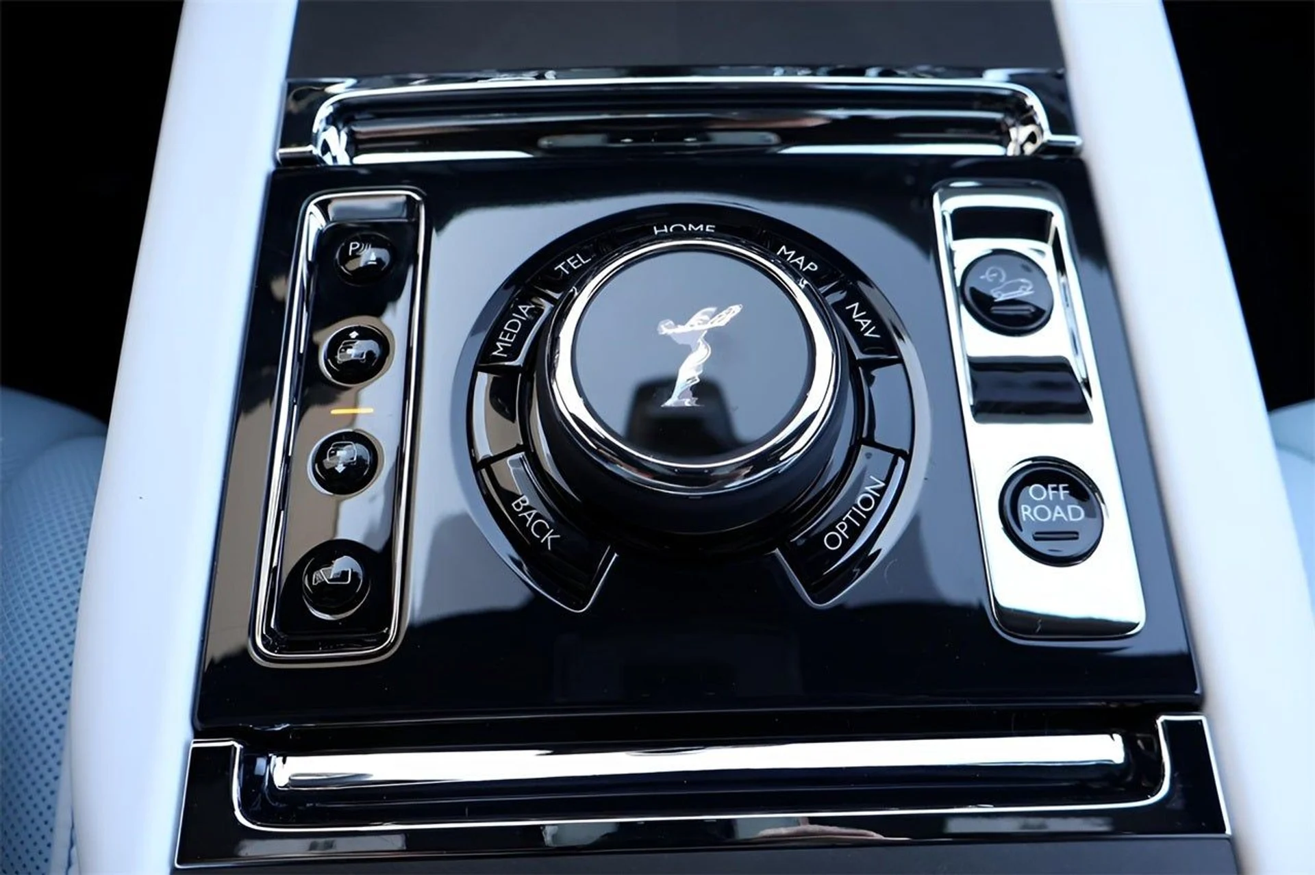 mph031_4264056224_32_57a5390520