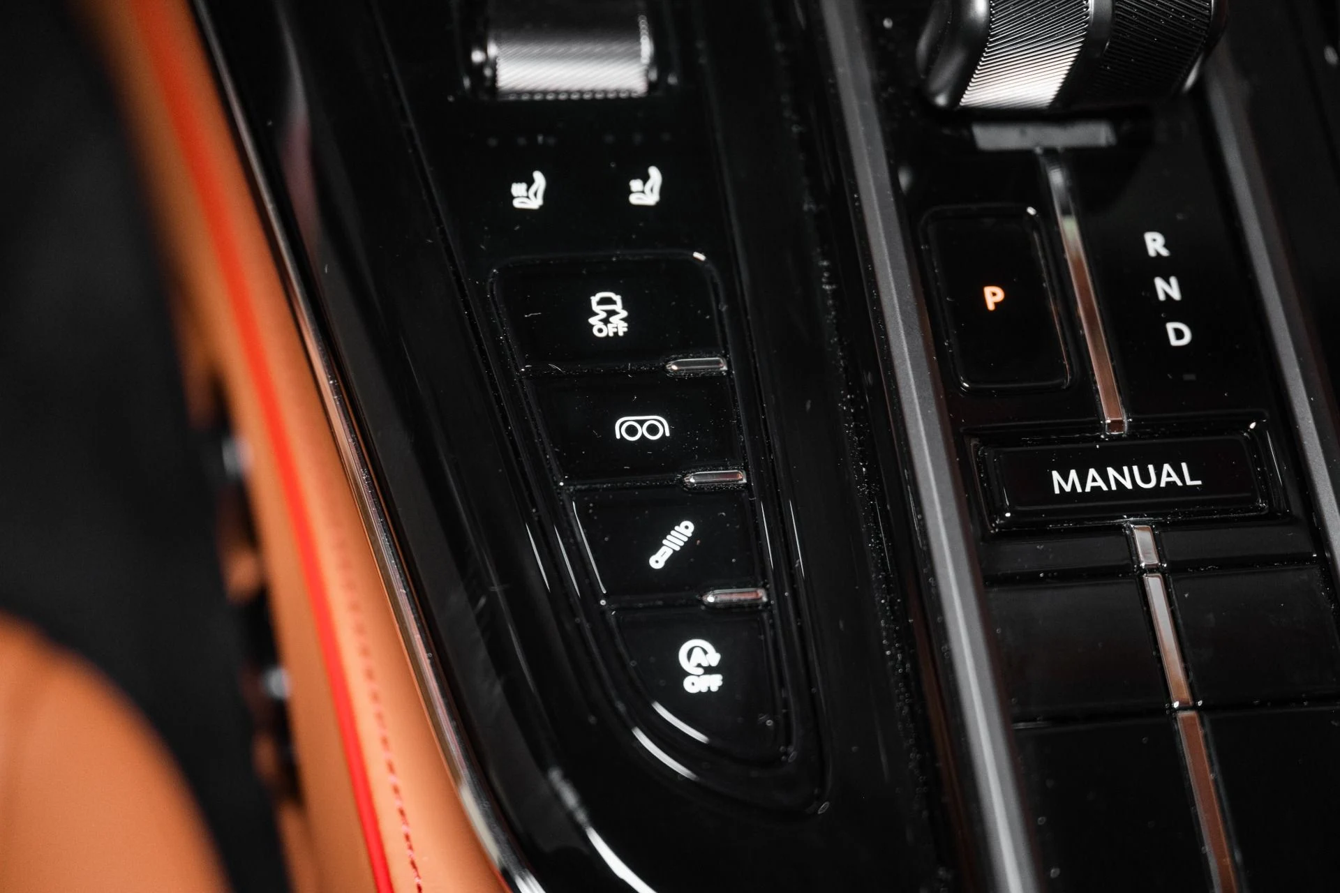 mph031_4271701919_New_2026_Aston_Martin_Vantage_S_1790177478_50f54c030b