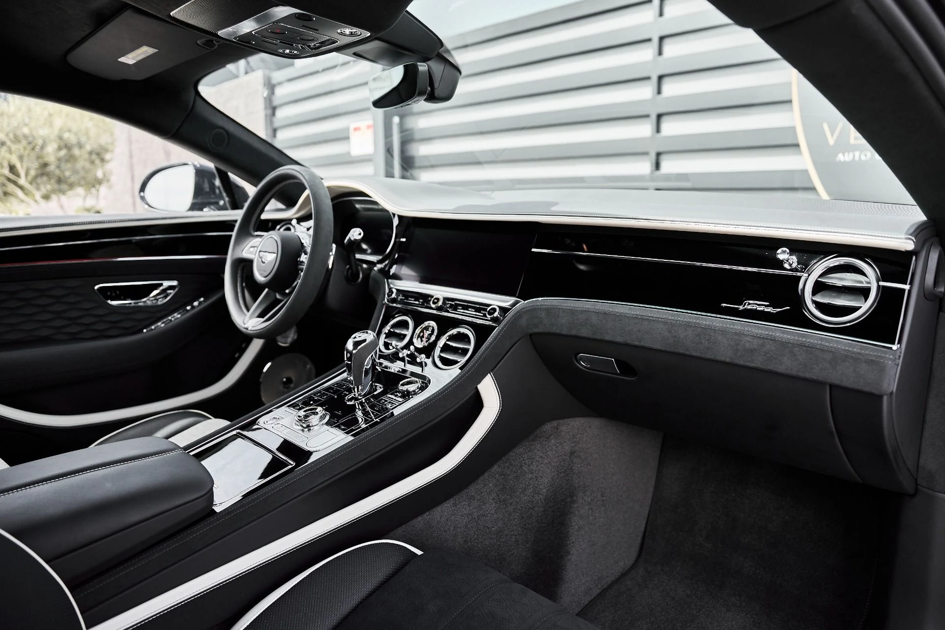 mph031_4282704288_Used_2025_Bentley_Continental_GT_Speed_1777077751_31e4ed7926