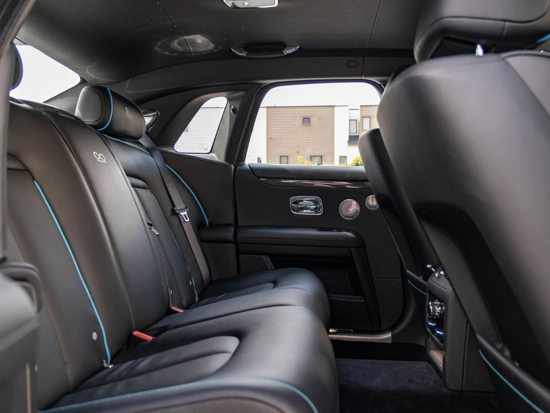 mph031_4289401666_205aef6ec1927de213017305672ec9e7x_dffeb6f16d