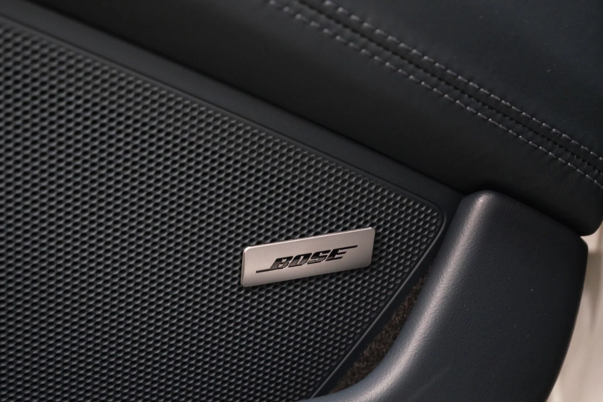 mph031_4293904844_Used_2020_Porsche_911_Carrera_Premium_Package_Leather_Interior_Package_1773071212_9509150cd7