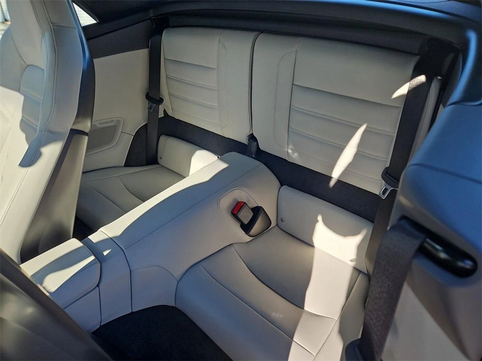 mph031_429604838_zme_Fai_Tn_R_Fz_Oloz33ukxzsun_Us_0cde8966cd