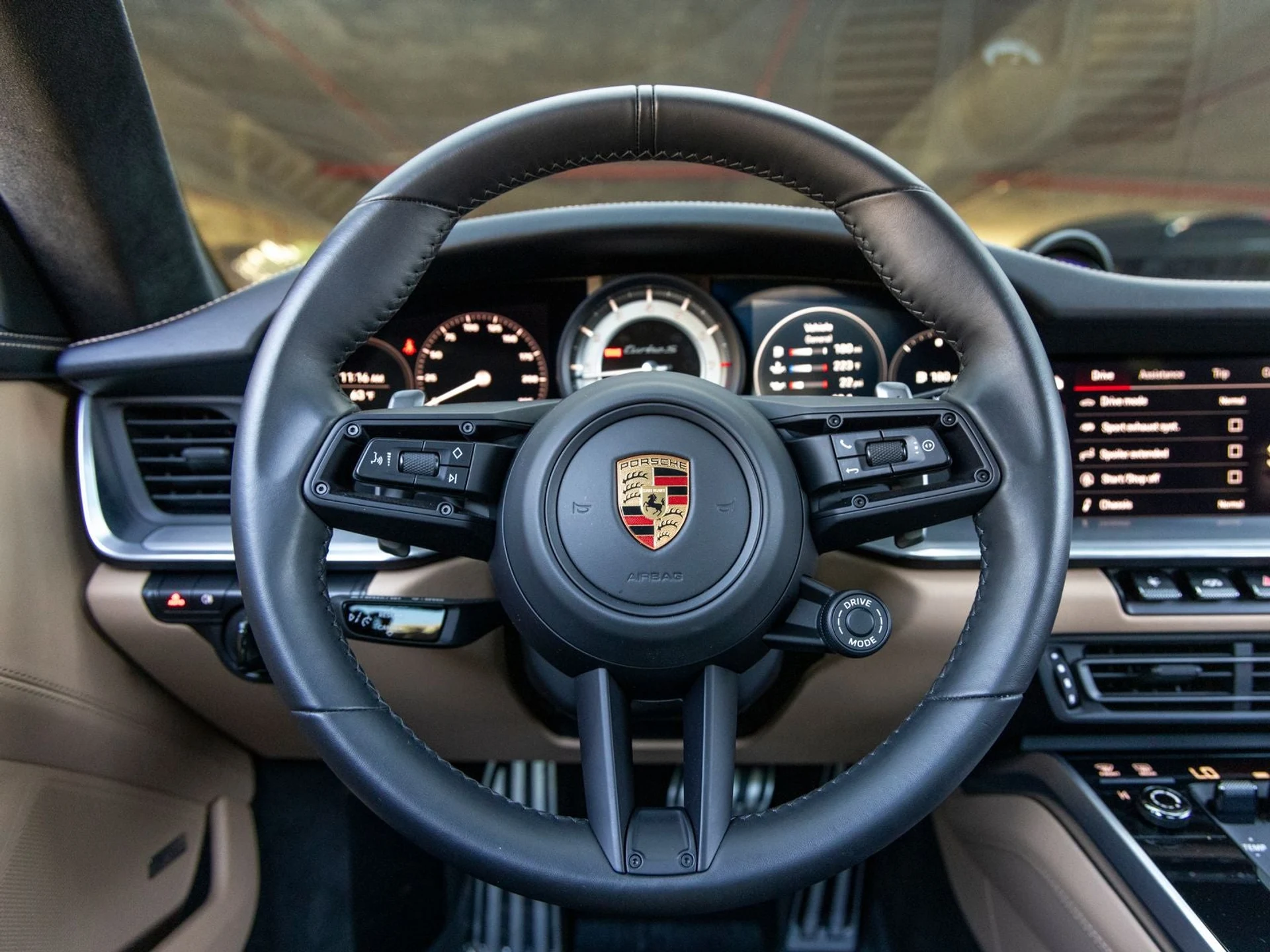 mph031_430275947_32_a8414bd26e