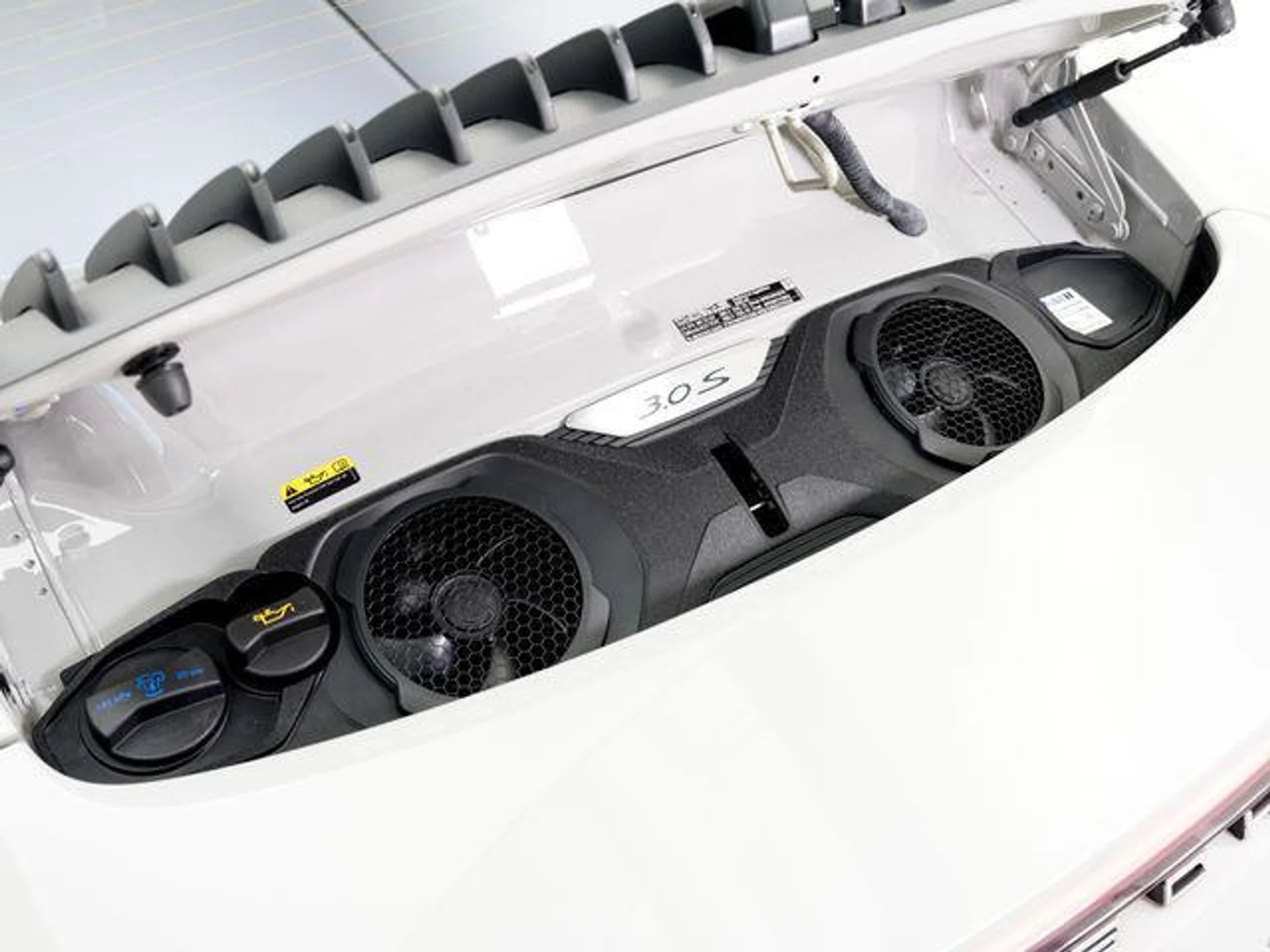 mph031_431196823_Bxf_A0ju4ny_t2tef5_IG_Lr23_Uj_NQ_45a3f2235b