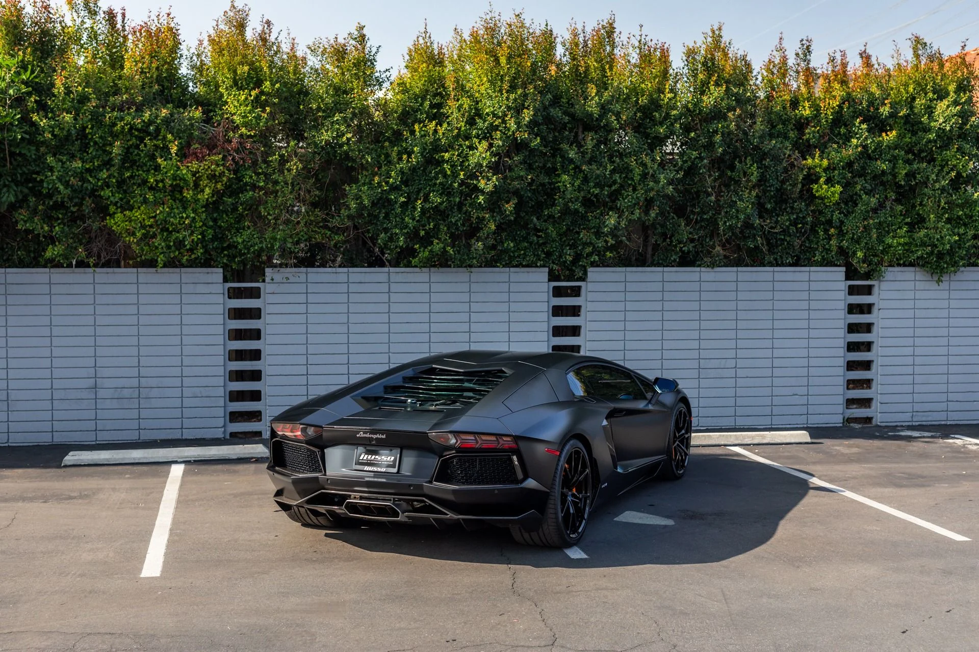 mph031_440048393_Used_2014_Lamborghini_Aventador_LP_700_4_1776699950_eba21d8655
