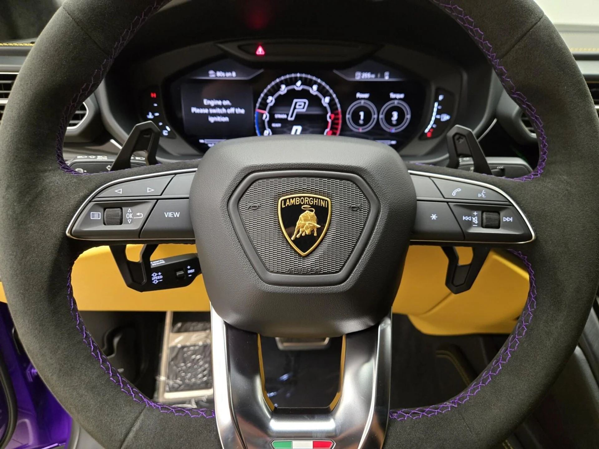 mph031_454396046_Used_2022_Lamborghini_Urus_1760597935_eec0c3d729