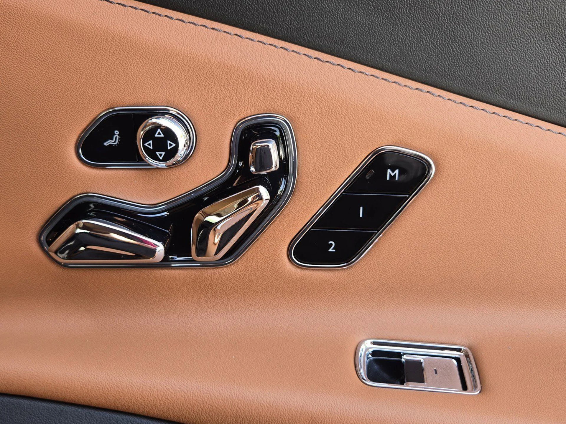 mph031_457223898_299804001bd6f02b9f98d2d7d8b206e1x_8106f050d0