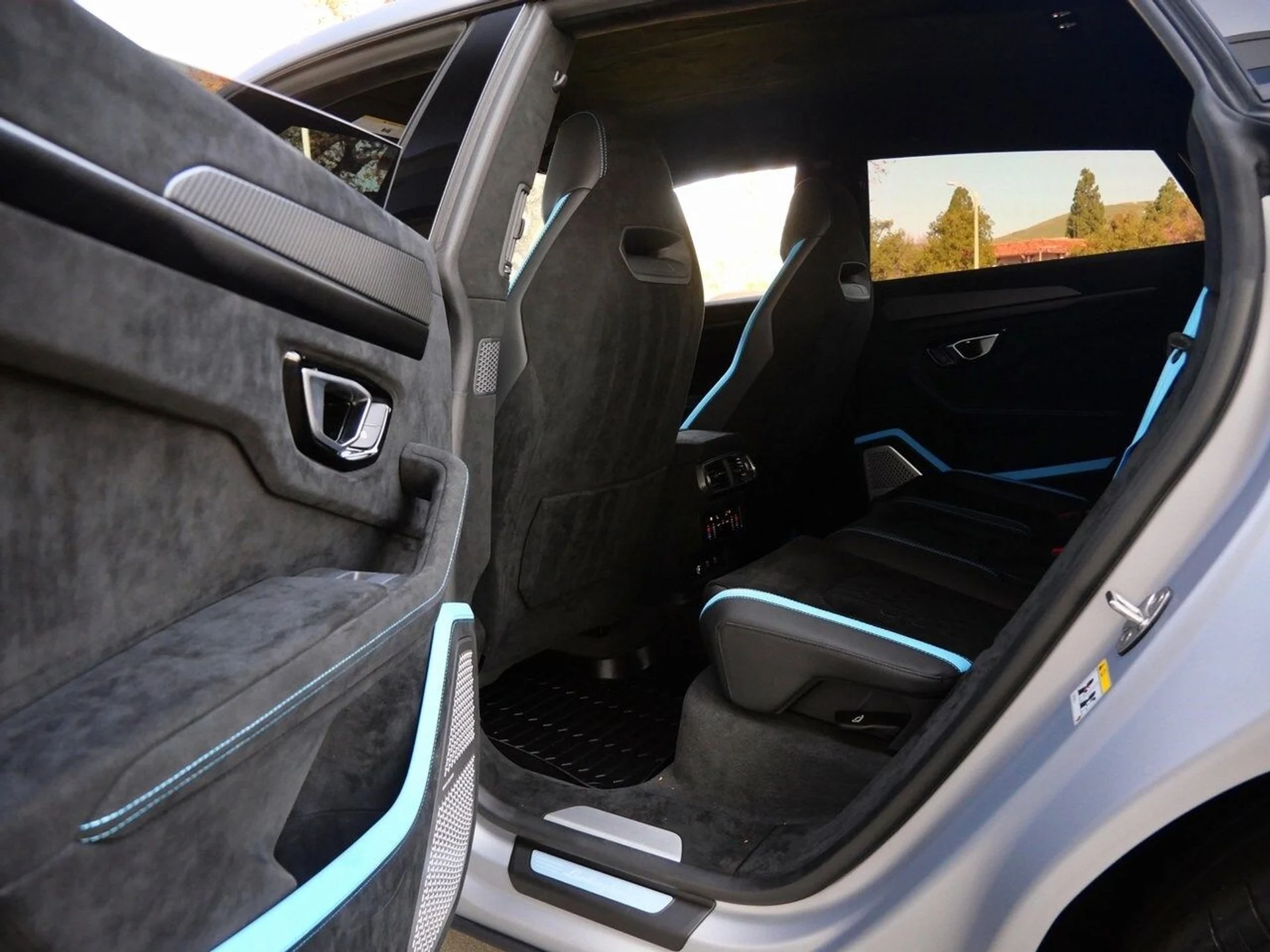 mph031_459883727_467fb2550e093d58db732cfcba9d9470x_981d038366