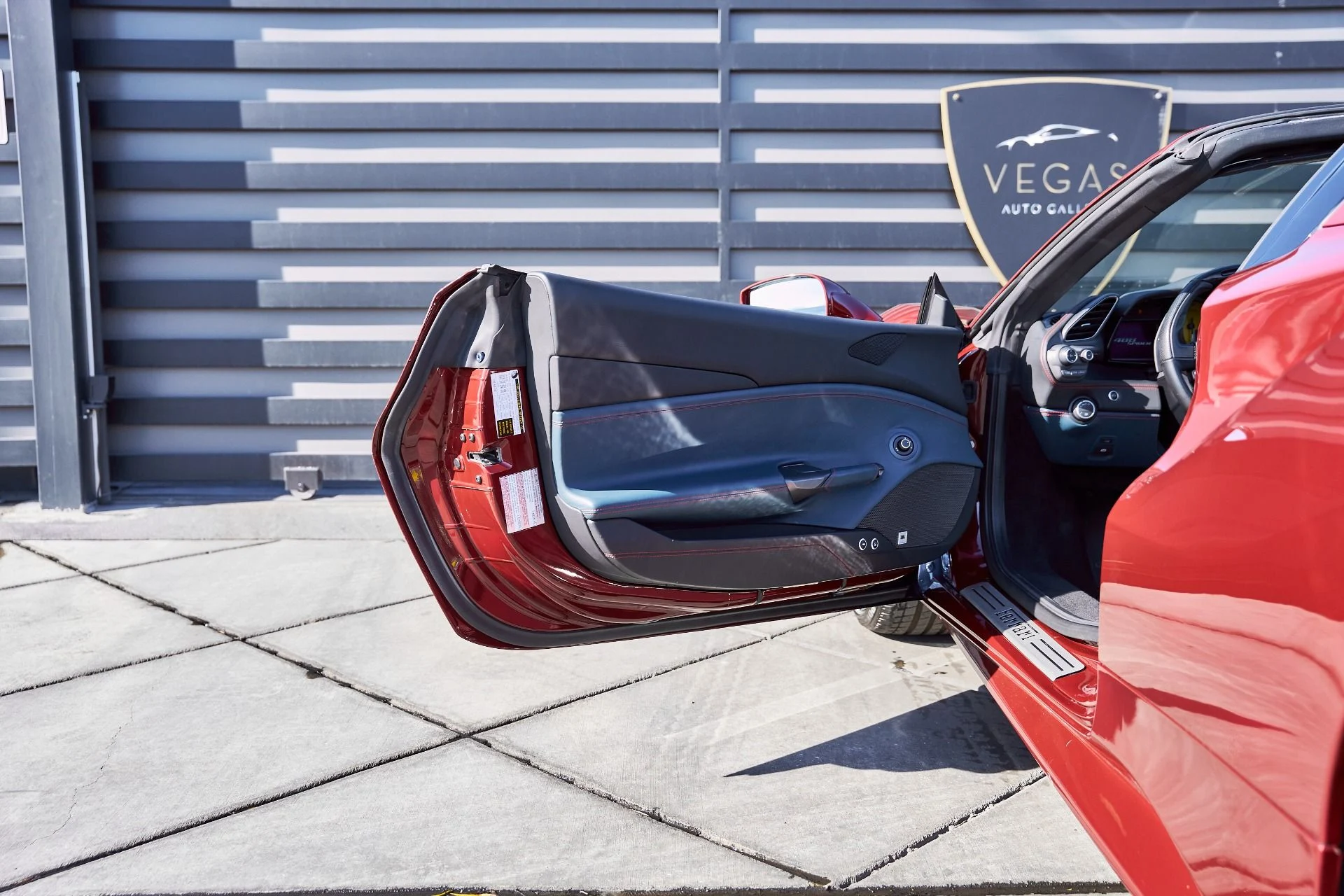 mph031_460253034_Used_2019_Ferrari_488_Spider_Base_1769555024_ab719af1a5