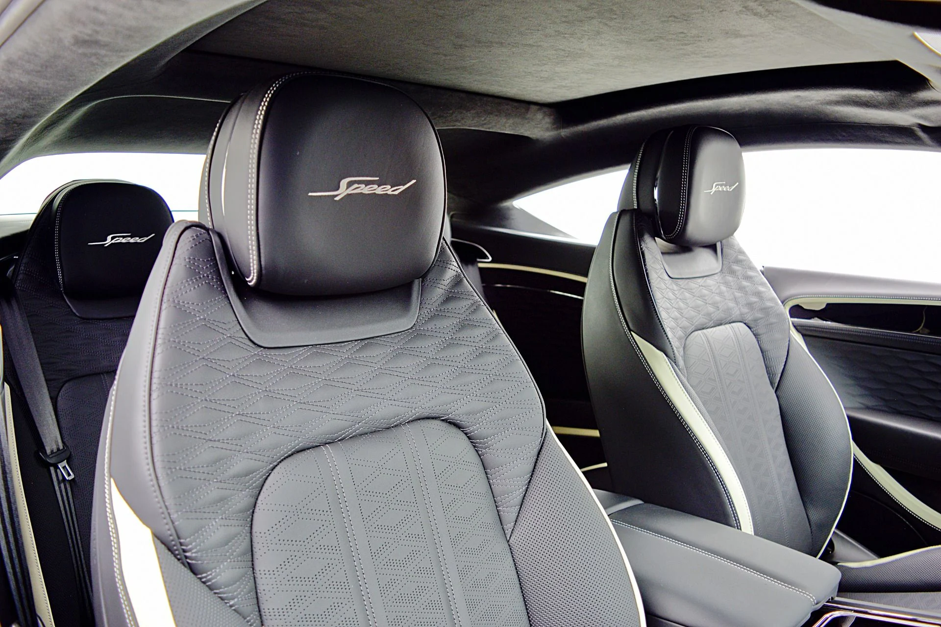 mph031_464015046_Used_2025_Bentley_Continental_GT_Speed_LEASE_OPTIONS_AVAILABLE_2044f8b1d4