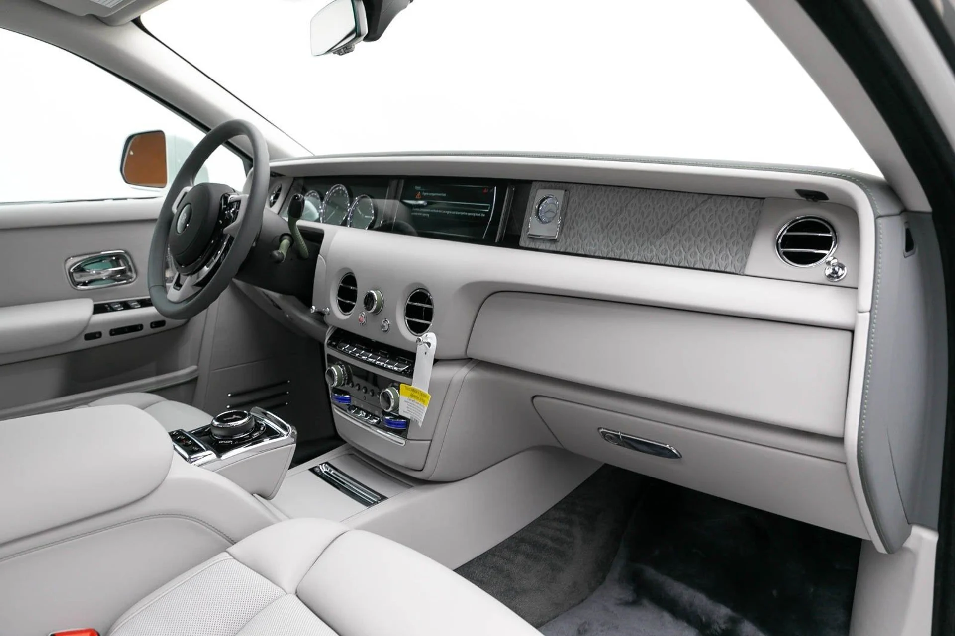 mph031_465262383_32_974b323371