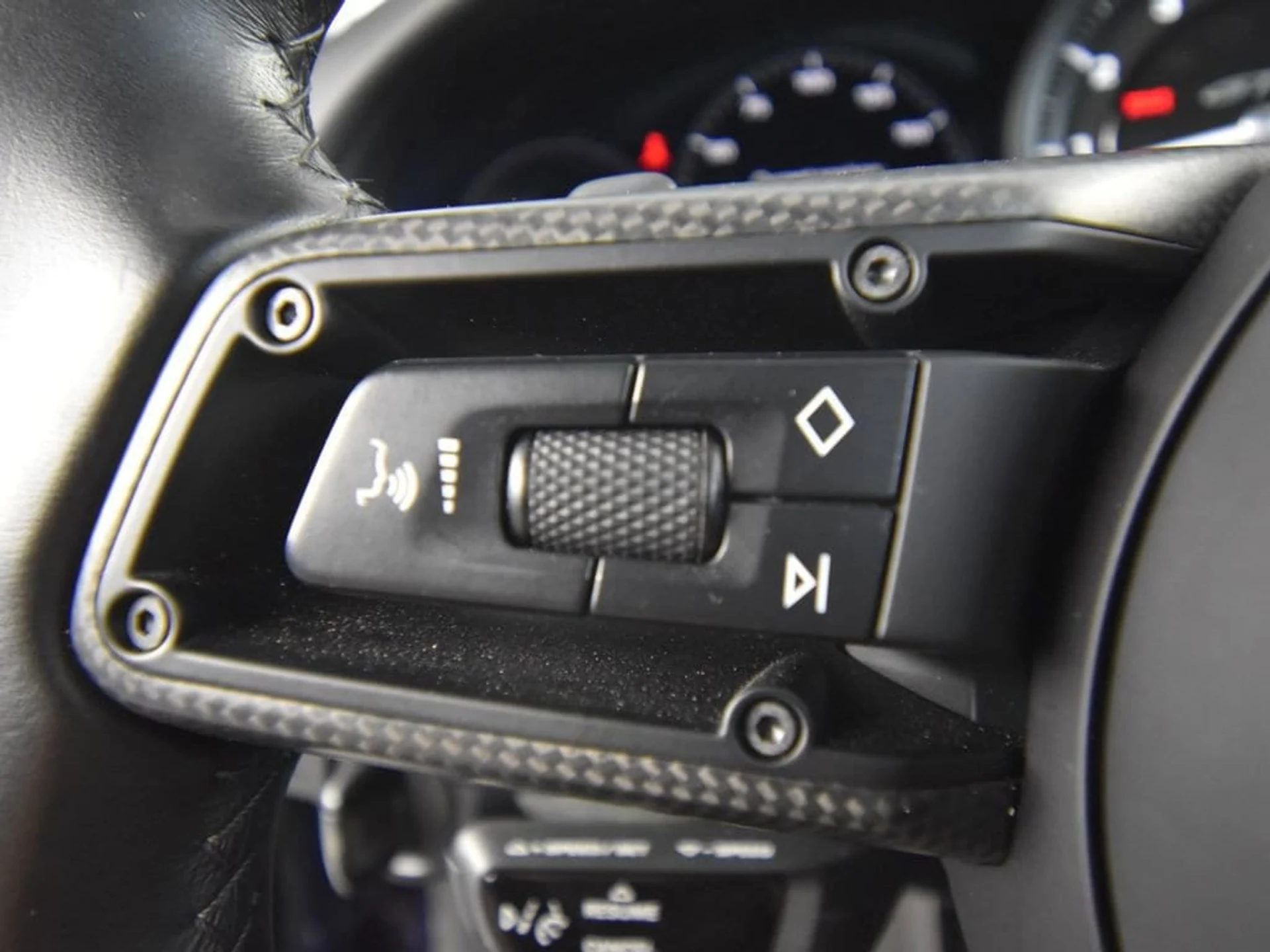 mph031_465636220_00a7b02d7d96d2250a289542ab7be2b8x_de31a4f2c4