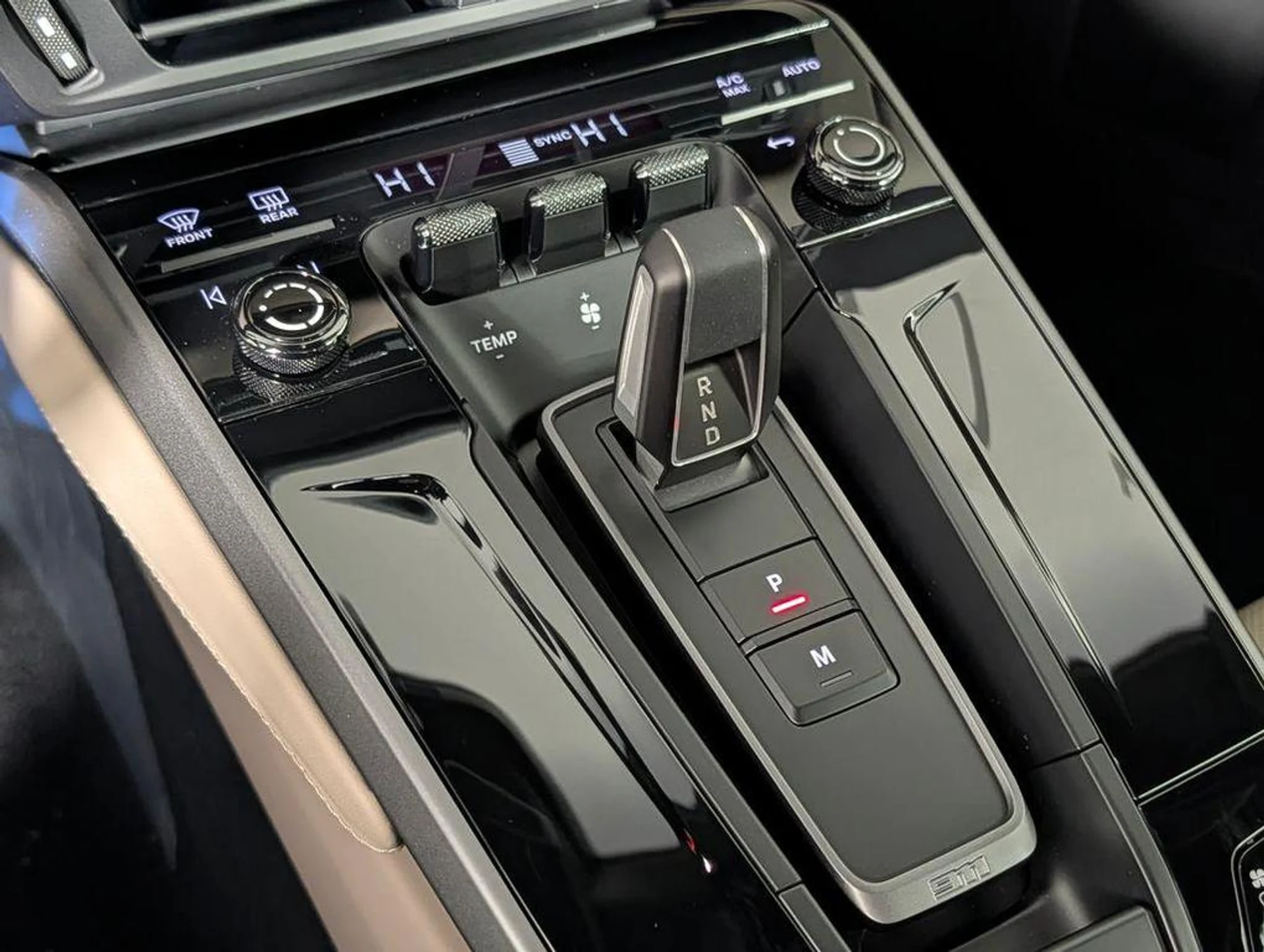 mph031_465767765_vw_C9_Uyh0_C_Ll9_Kk0_N10r_EAI_Aa7_Yc_123295207c