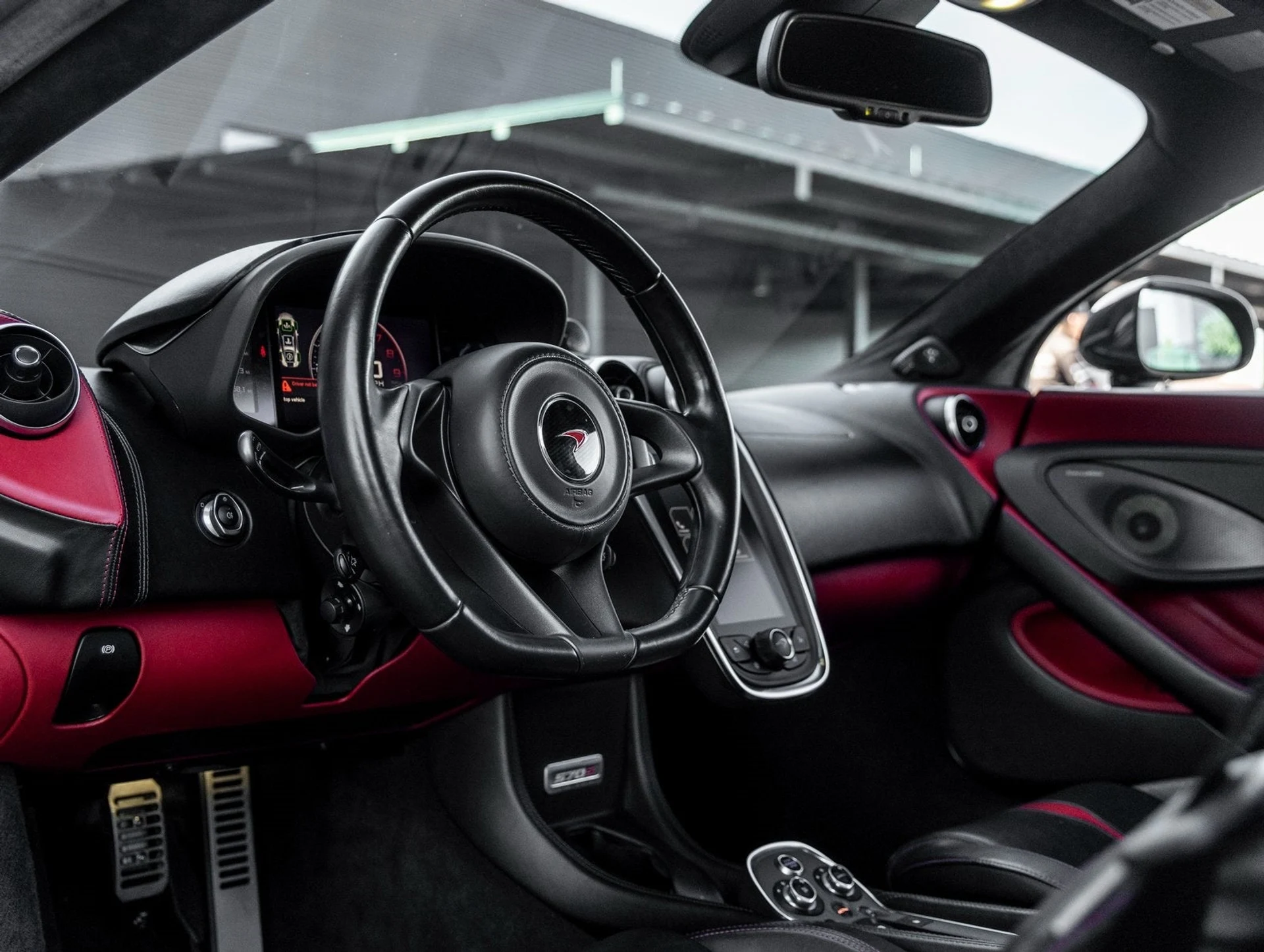 mph031_473250710_32_37372ac3a5