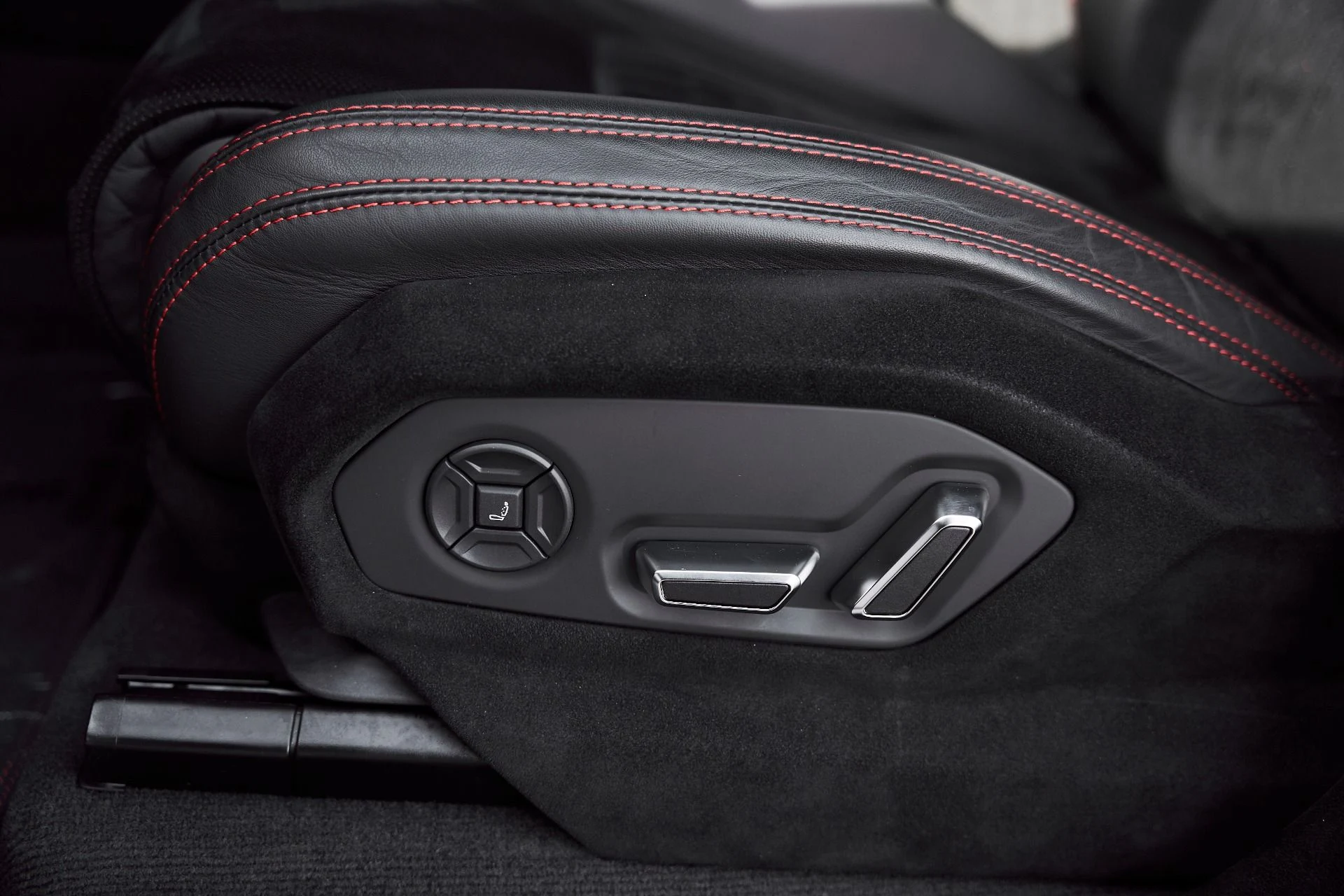 mph031_473866324_Used_2023_Lamborghini_Urus_Performante_1771116664_3fcfbaf62a