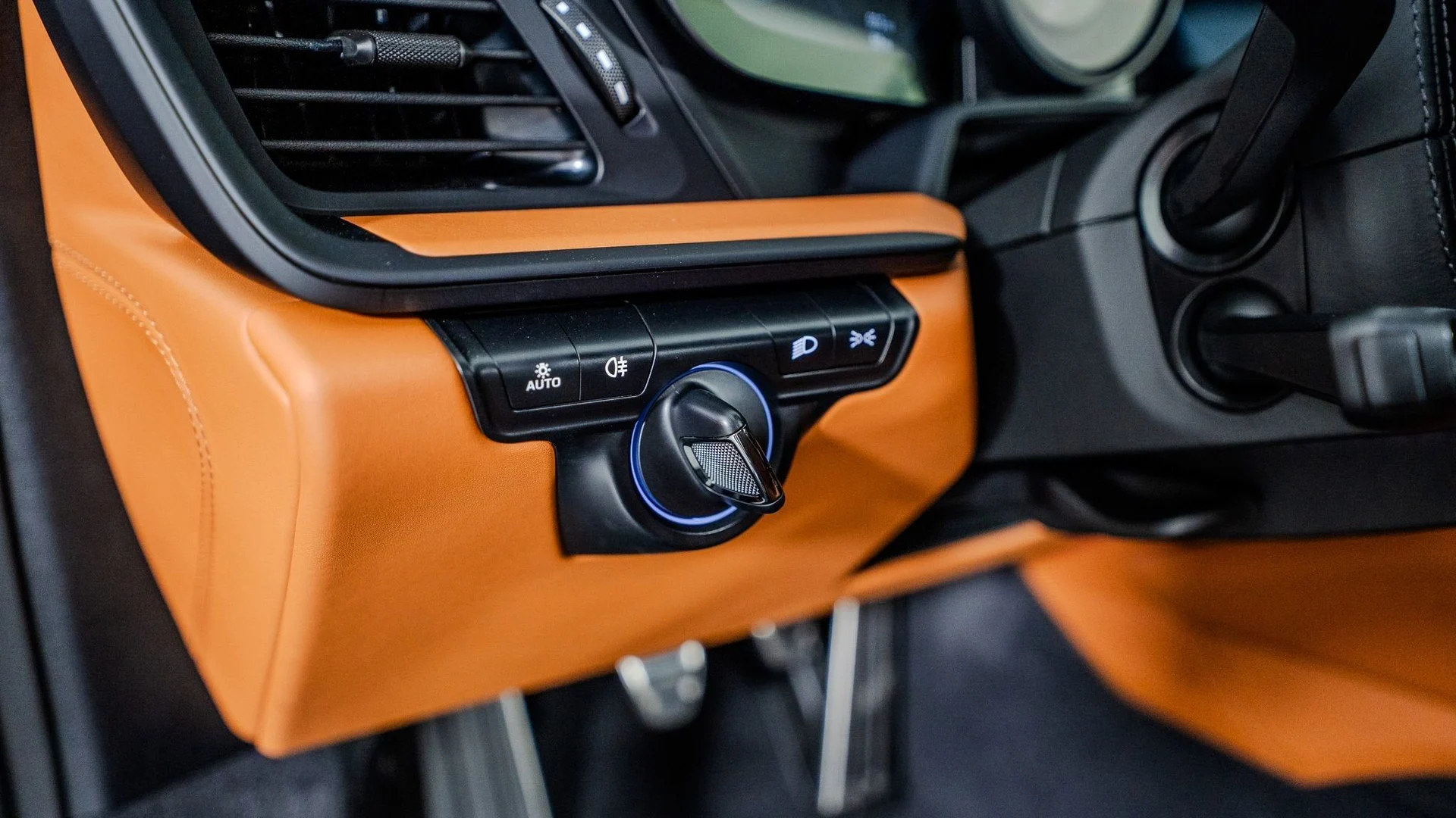 mph031_475021100_77dabef6f3734934ab8b8a7c937ee550_7500aa4909