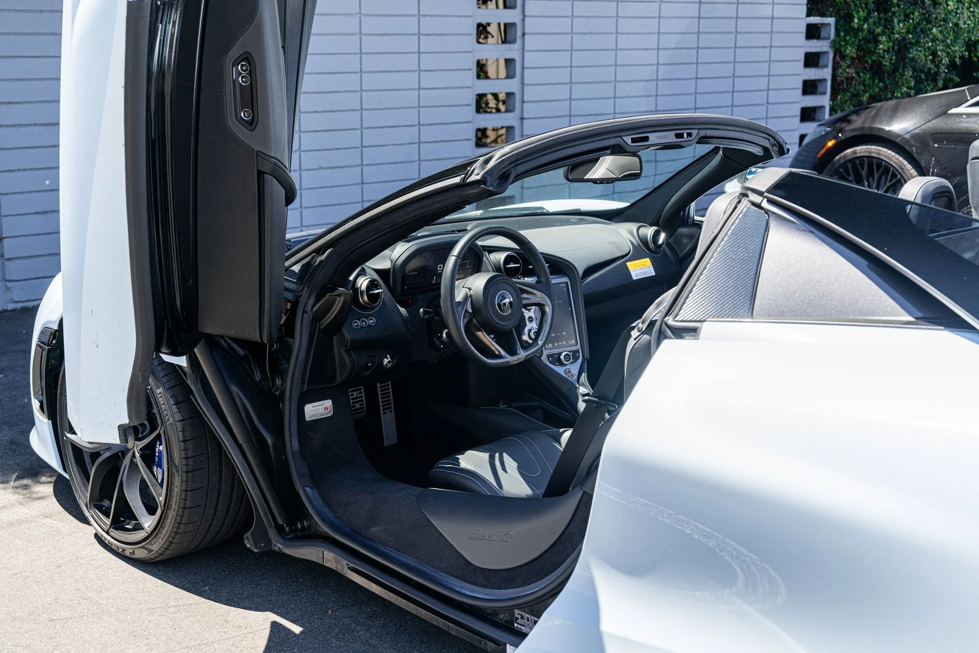 mph031_475382587_Used_2020_Mc_Laren_720_S_Spider_Luxury_1753468596_14126c5418