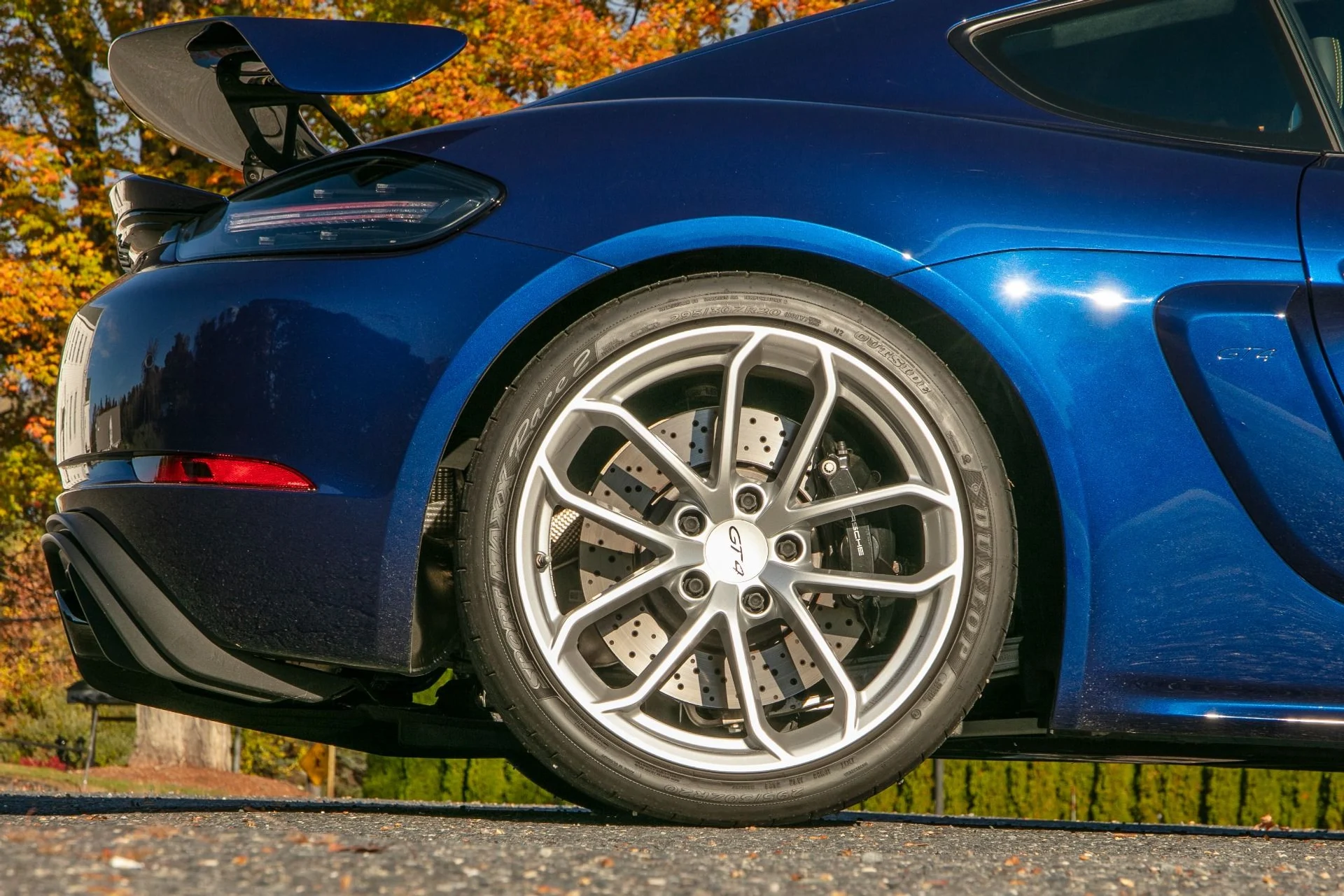 mph031_477153883_Used_2022_Porsche_718_Cayman_GT_4_1761070750_5bd8a13626