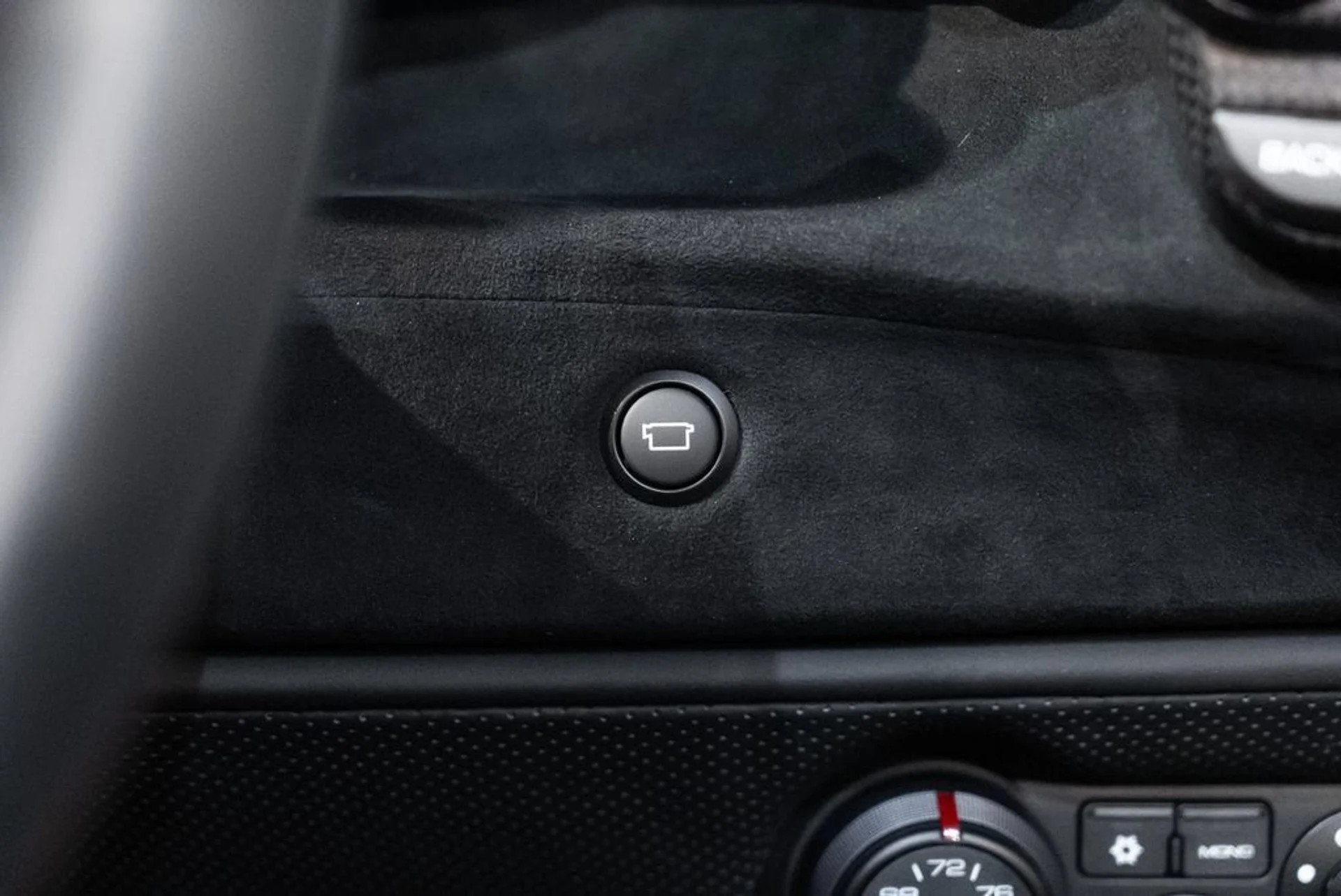 mph031_479963349_c05796dcdb834ffaeb670b004dd88ad2_902476119e