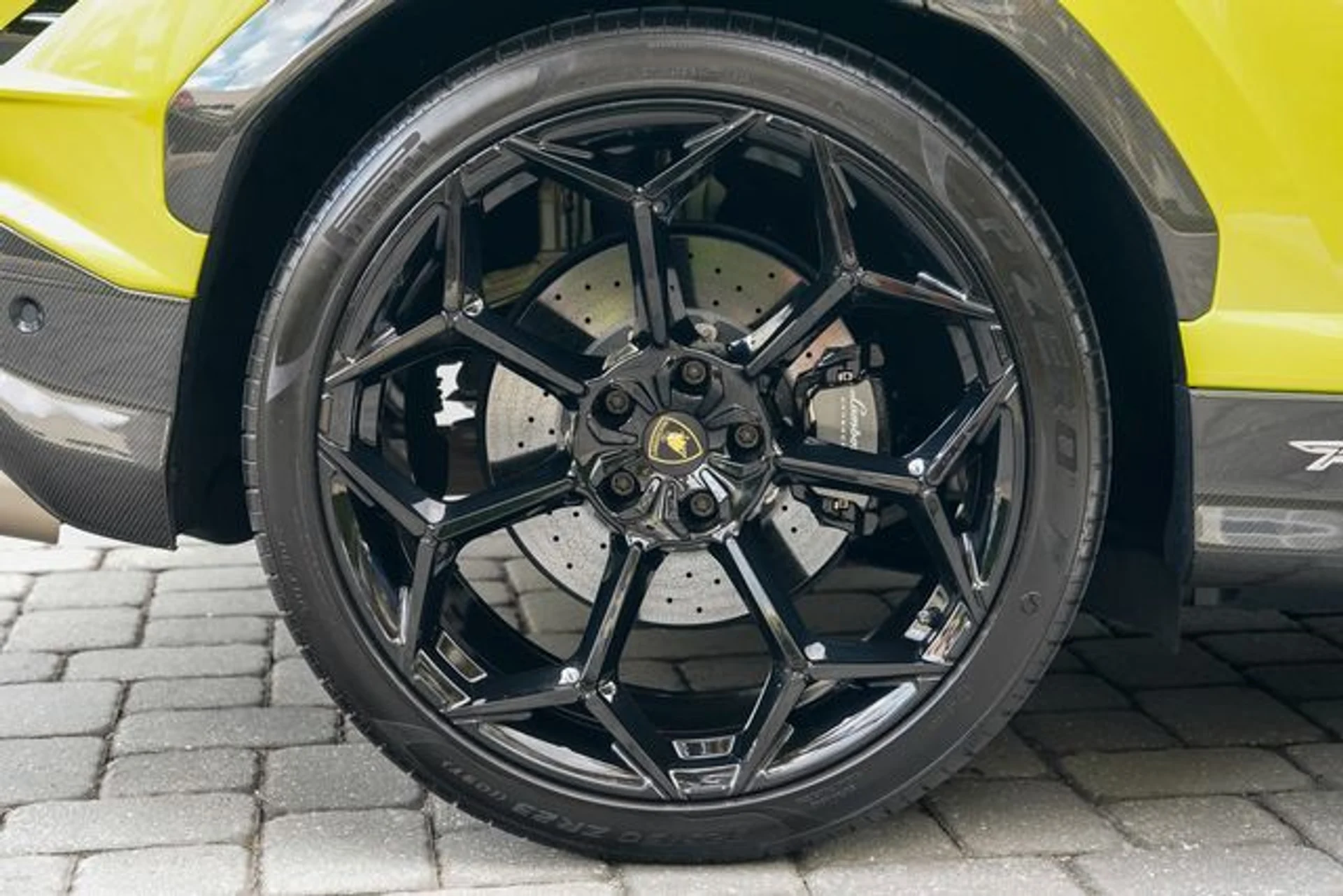 mph031_483553978_22986544_32_9432a73a9f