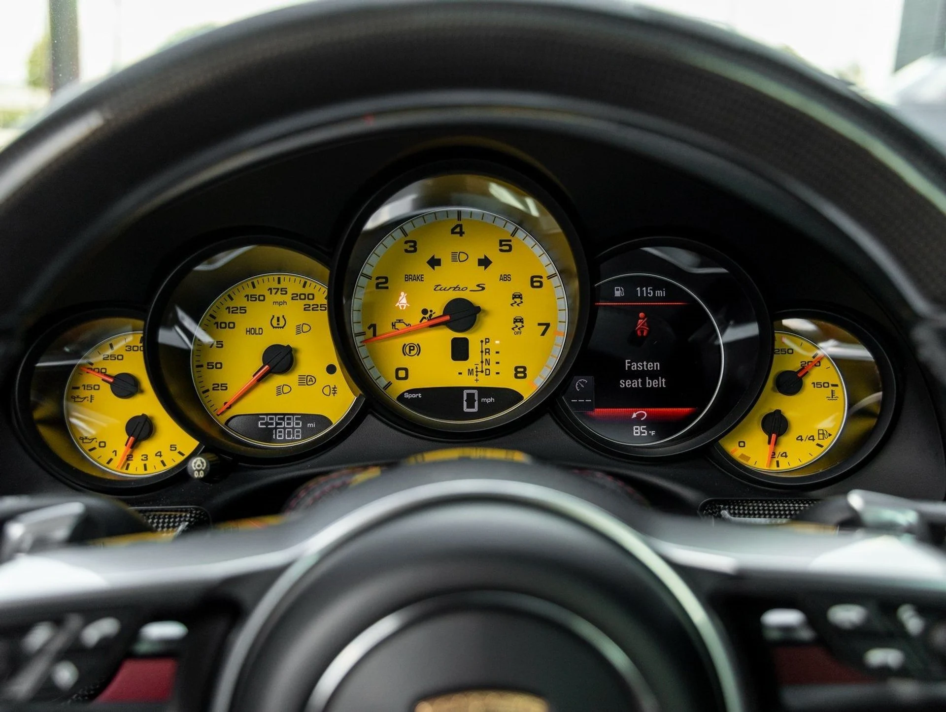 mph031_483655752_32_e22924001b