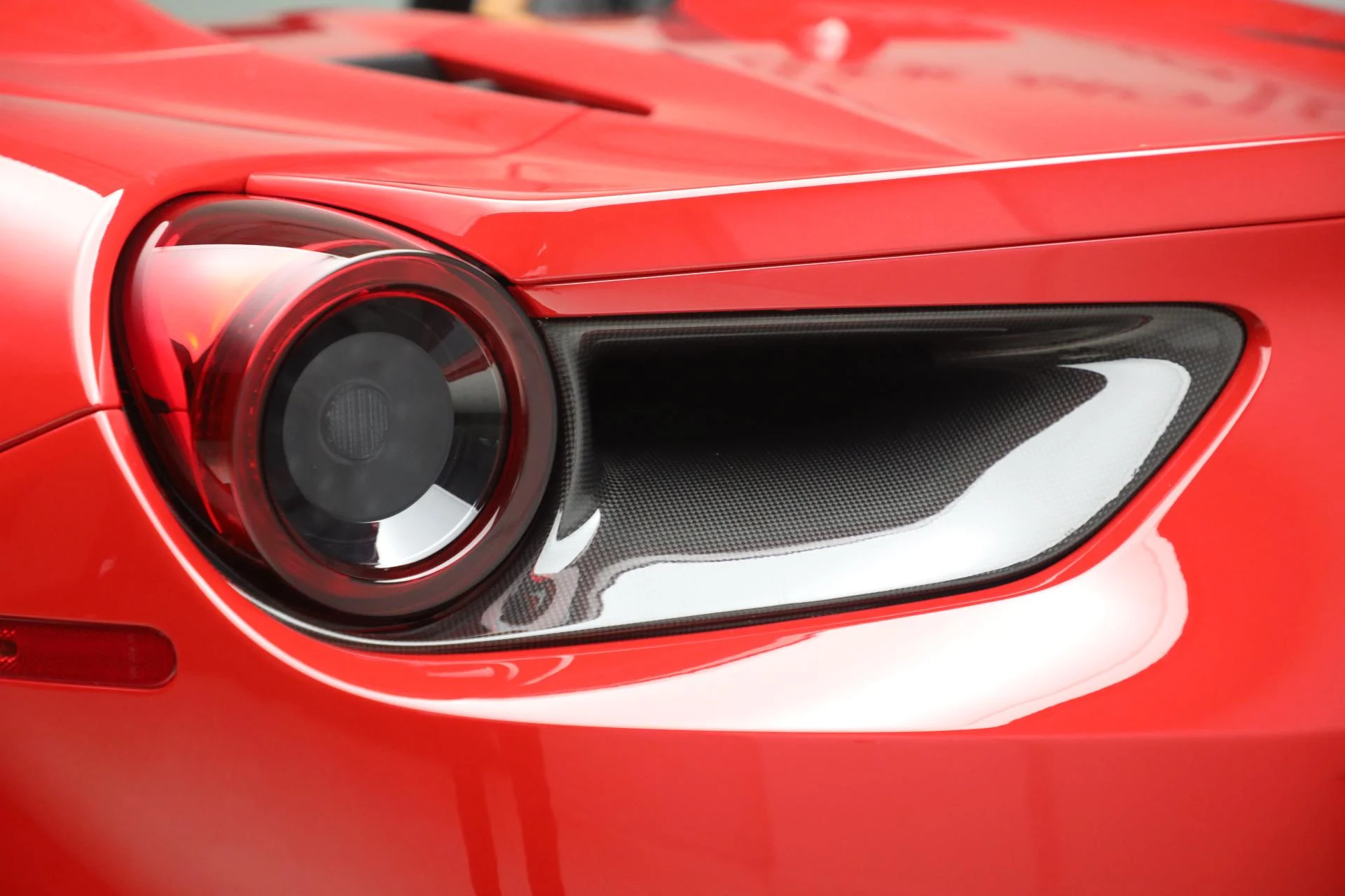 mph031_486657159_Used_2018_Ferrari_488_Spider_60fa383e53