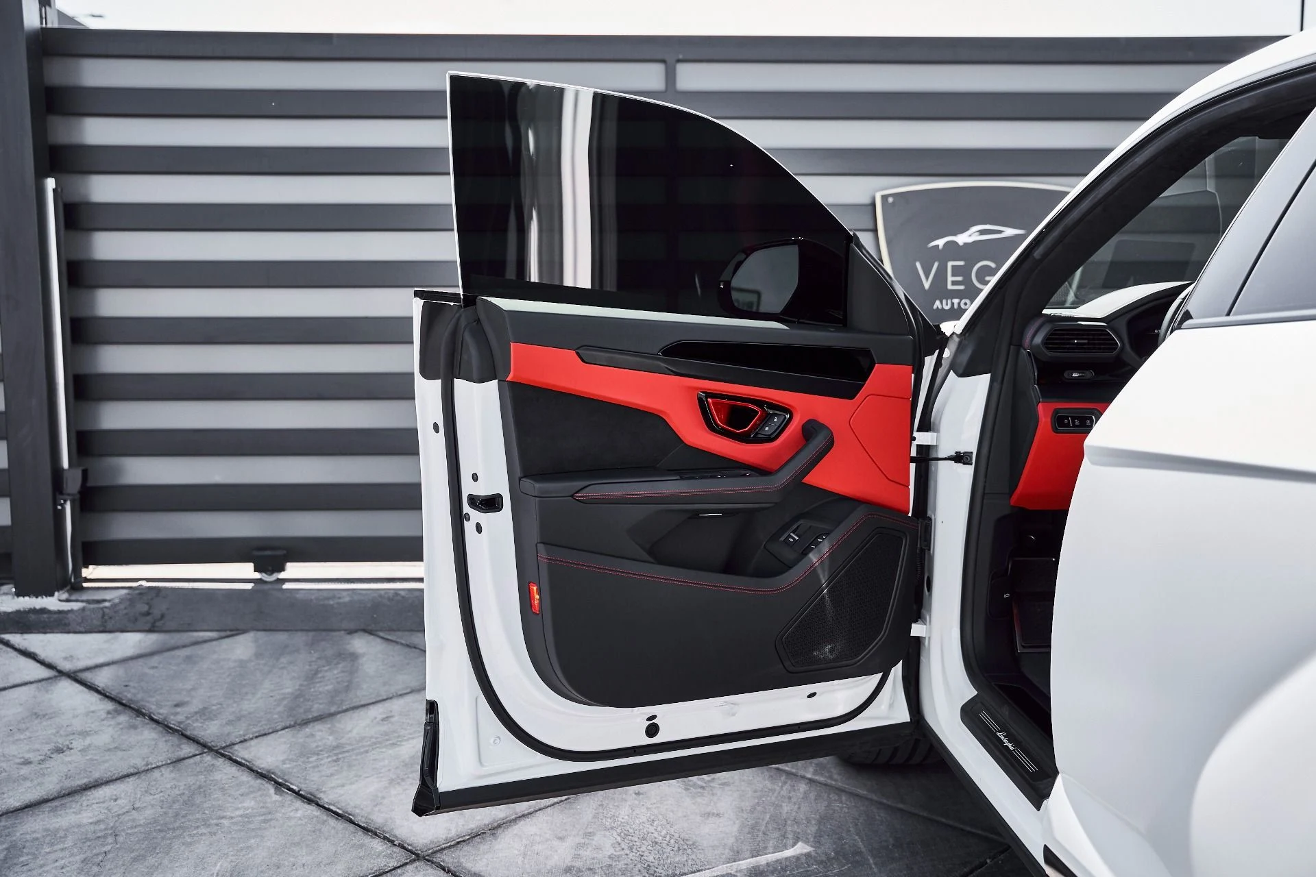 mph031_489377224_Used_2023_Lamborghini_Urus_S_1780535976_f5a35a94d5