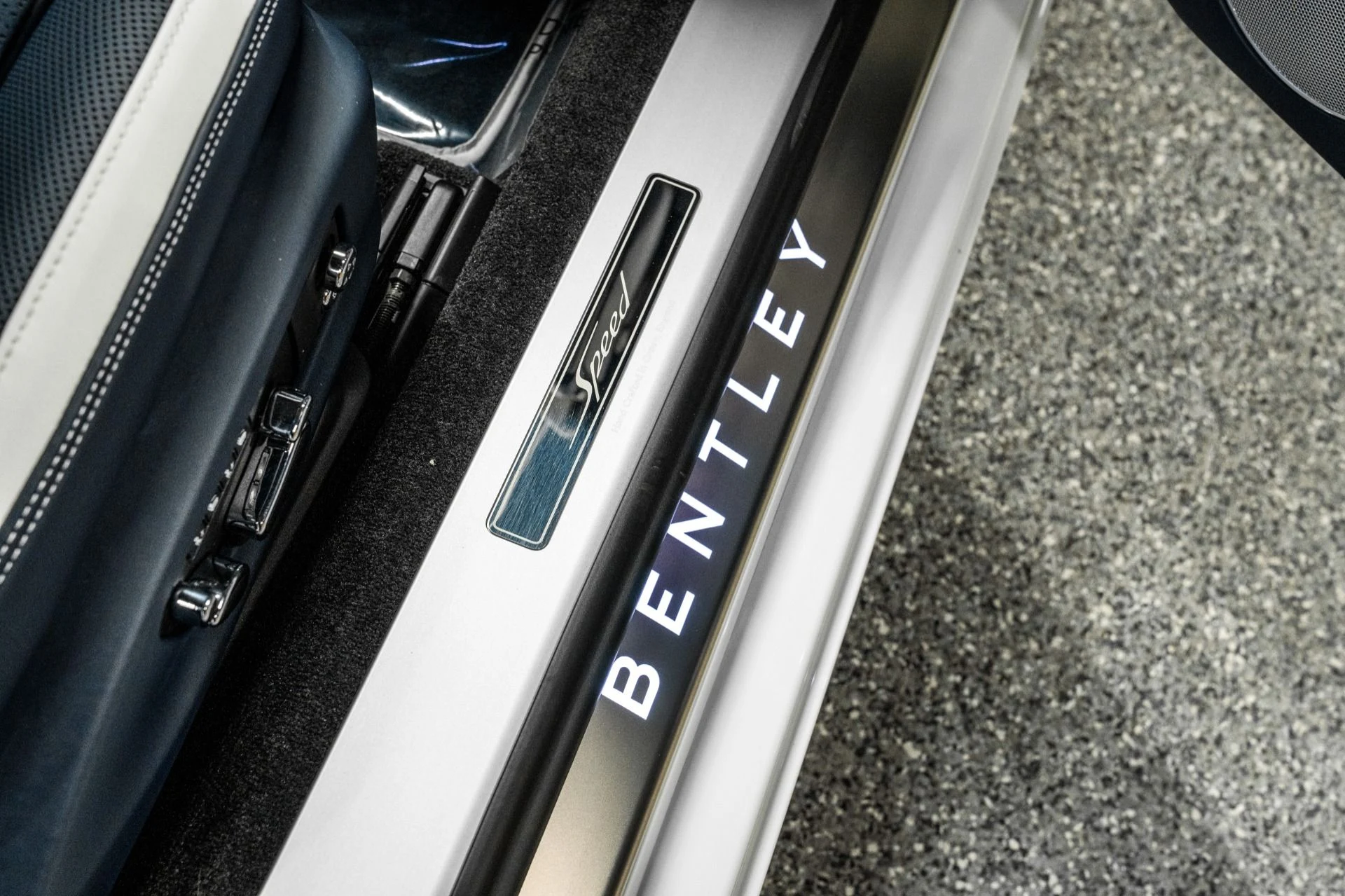 mph031_49835675_Used_2025_Bentley_Continental_GTC_Speed_Touring_Specification_Front_Seat_Comfort_Specification_1769622076_6e536c2224